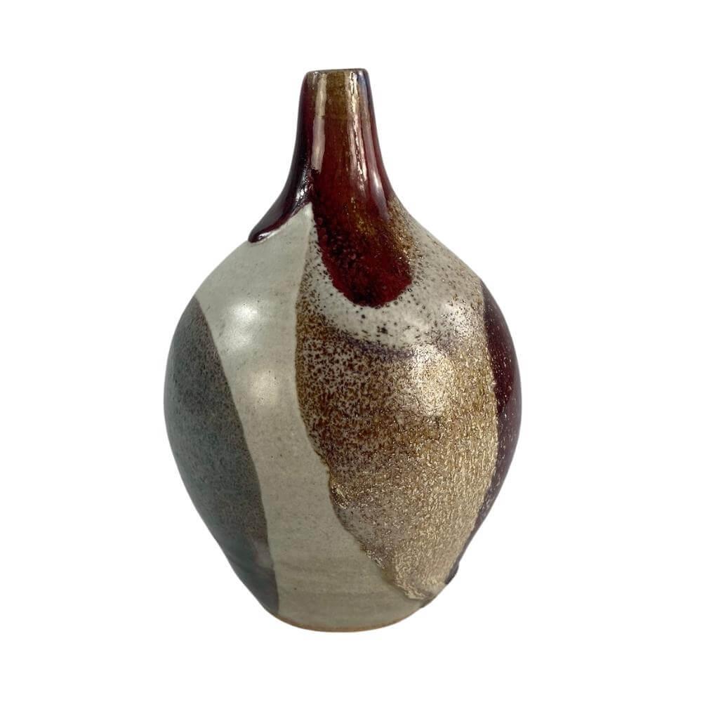 Glazed California studio stoneware vase. In the style of Tom Tomas Collins. Marked. Dated 1982. Good condition. Reminiscent of the bottle forms found in the still life paintings of Giorgio Morandi, Italian painter and printmaker from Bologna, Italy