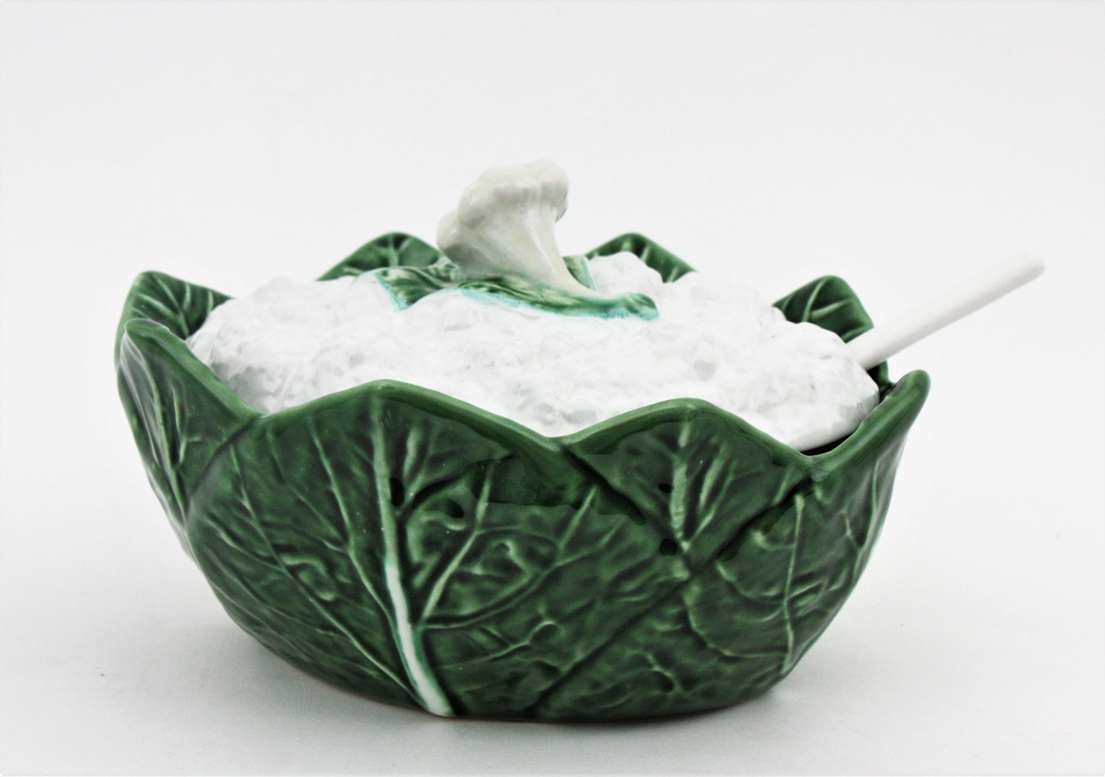 Centro de mesa de coliflor en cerámica esmaltada Majolica, años 60 Glaseado en venta