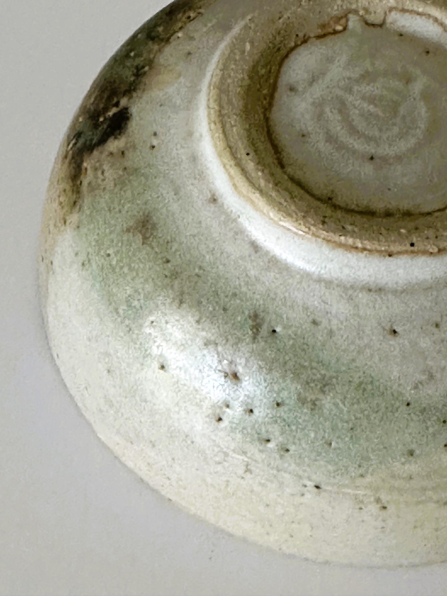 Glazed Ceramic Chawan Tea Bowl by Toshiko Takaezu For Sale 3
