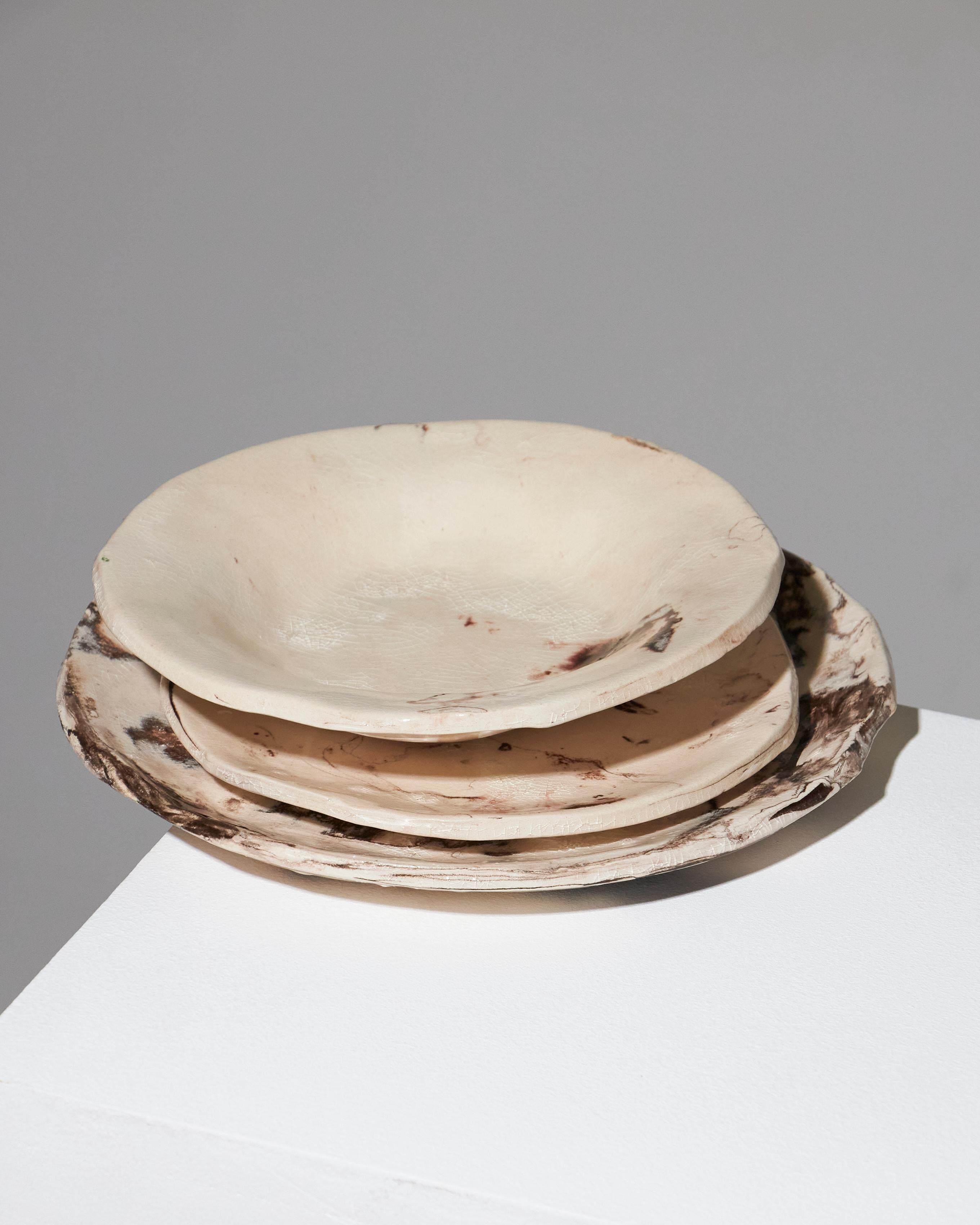 Ensemble de vaisselle céramique émaillée Neuf - En vente à PARIS, FR