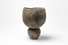 Glazed ceramic footed bowl with pearly white interior by Gisèle Buthod Garçon.