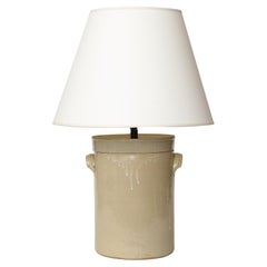 Lampe de table en céramique émaillée, pierre de fer et tronc de beurre, États-Unis