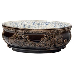 Glazed ceramic jardiniere signed Choisy-le-Roi. France, early 20th century.