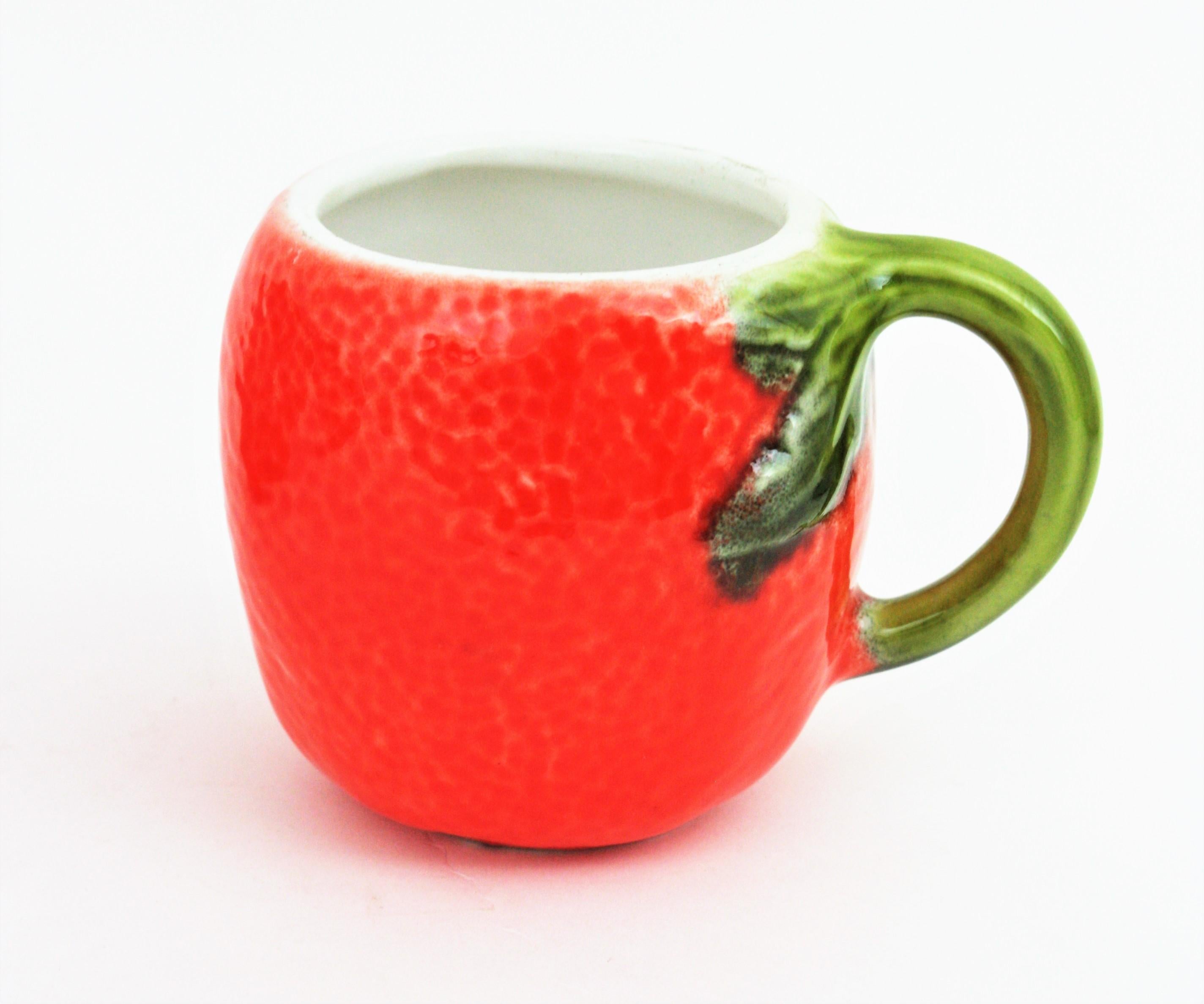 Glazed Ceramic Majolica Coffee or Tea Cups Orange Design, Set of Six In Good Condition For Sale In Barcelona, ES