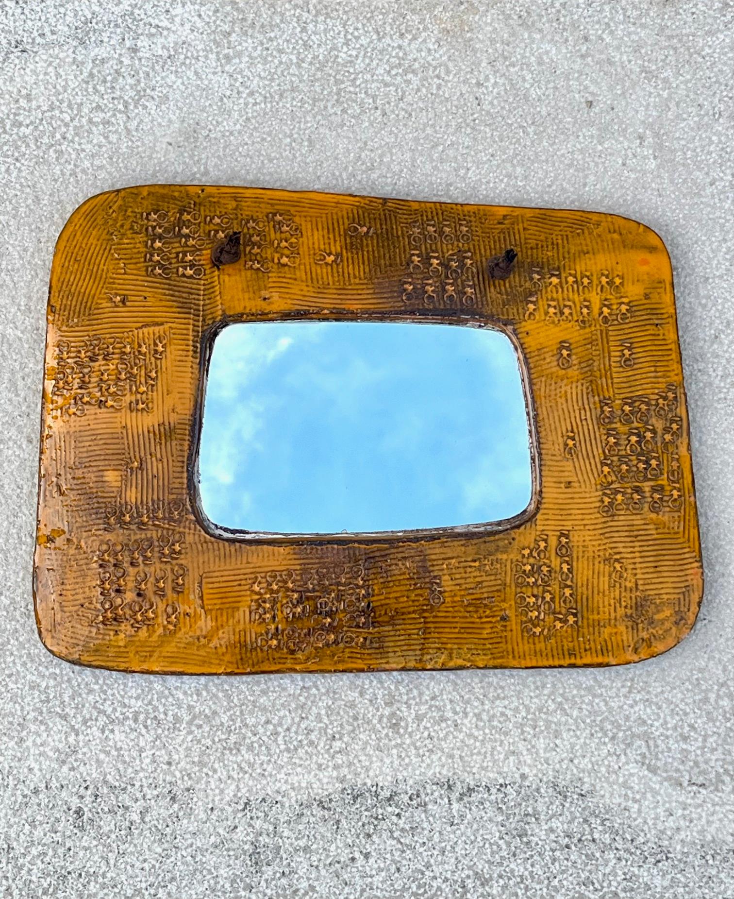 Glazed ceramic mirror, Juliette Derel, Vallauris circa 1955 In Good Condition For Sale In Paris, Ile-de-France