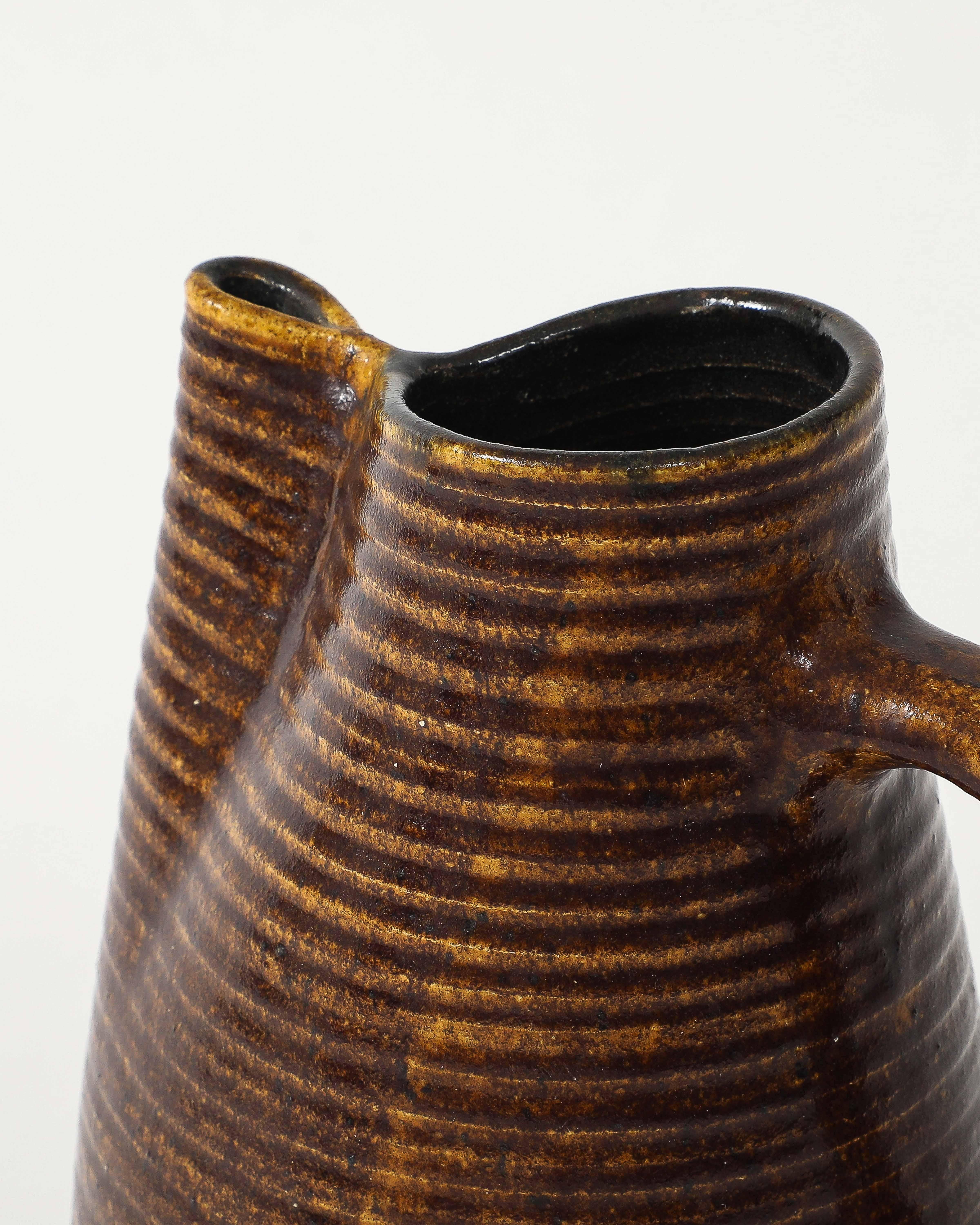Brocca in ceramica smaltata di Accolay, Francia, 1950 ca. in vendita 5