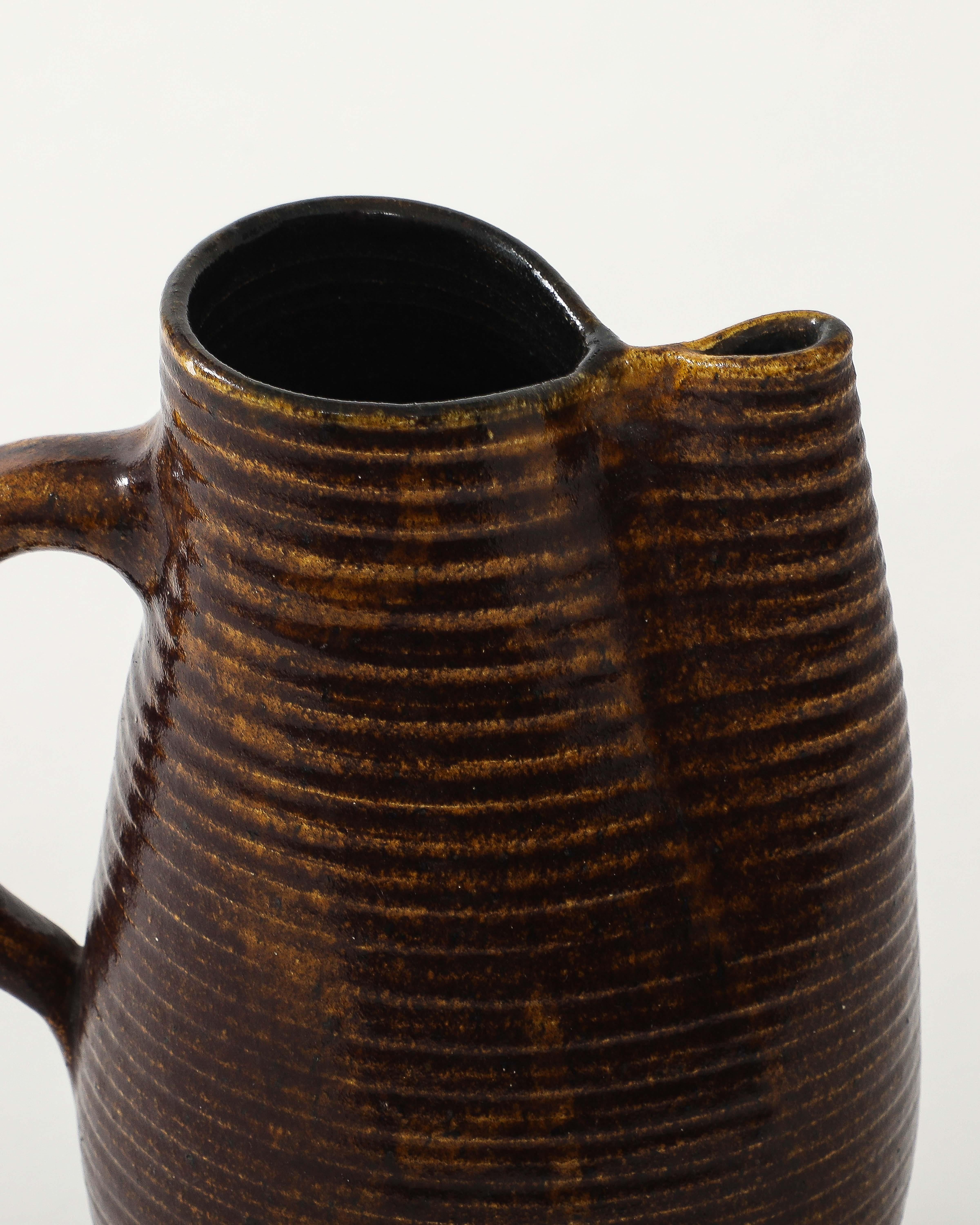 Brocca in ceramica smaltata di Accolay, Francia, 1950 ca. in vendita 7
