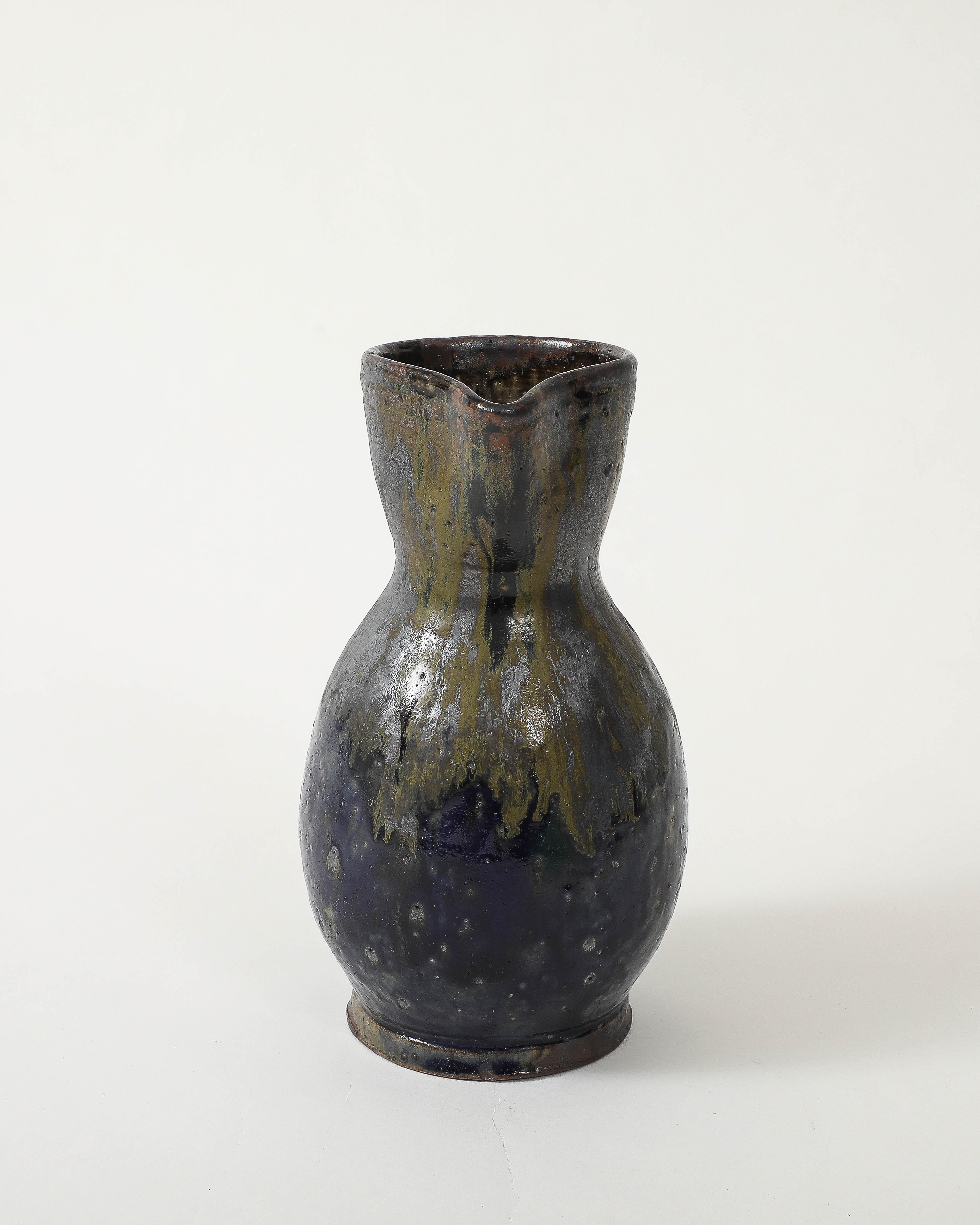 Jarra de cerámica vidriada de Jean Talbot, Francia, c. 1940 en Excelente estado para la venta en New York City, NY