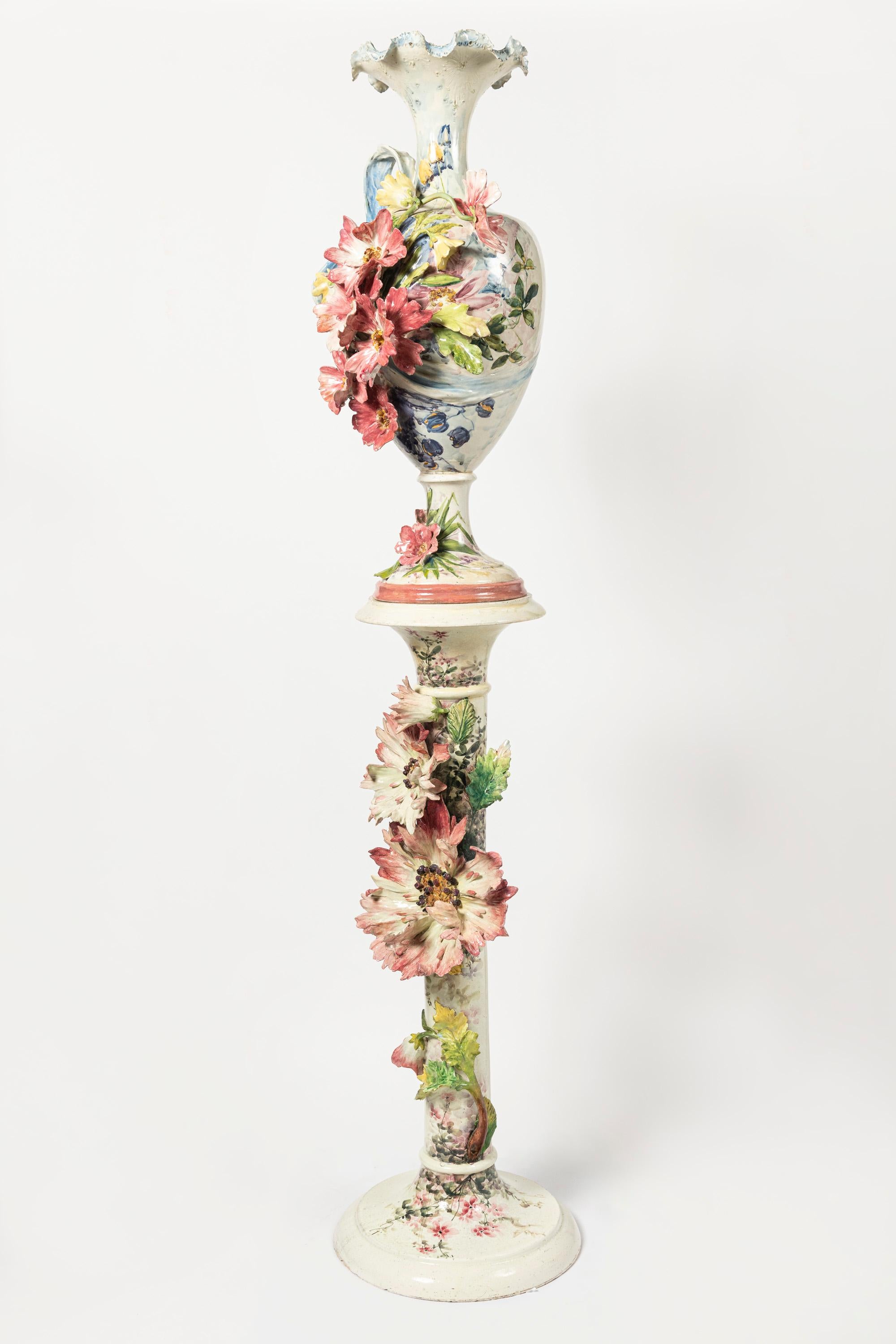 italien Jardinière en céramique émaillée, période Art nouveau, Italie, vers 1920. en vente