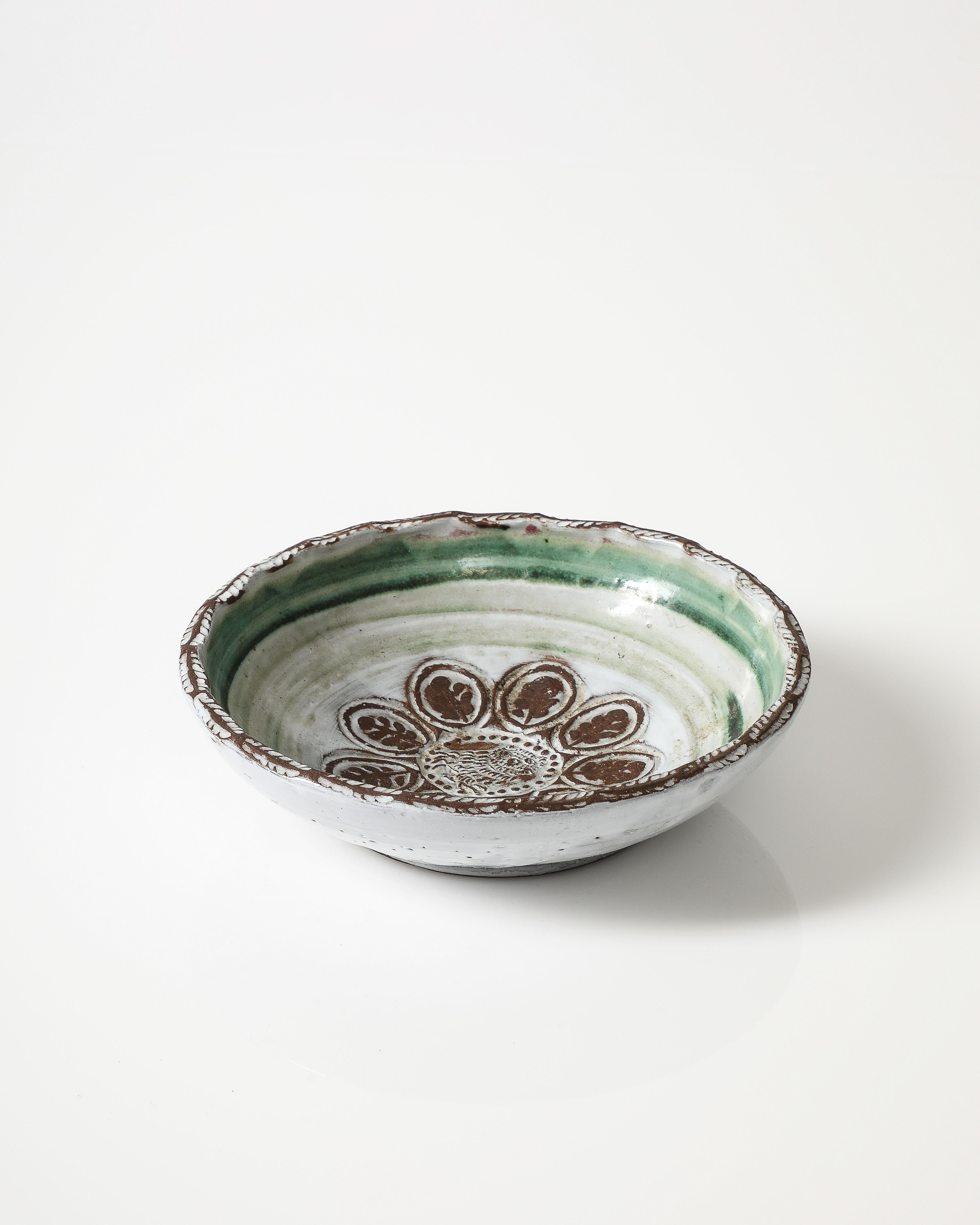 Piatto in ceramica smaltata di Albert Thiry, Francia, c.C. 1970 in vendita 3