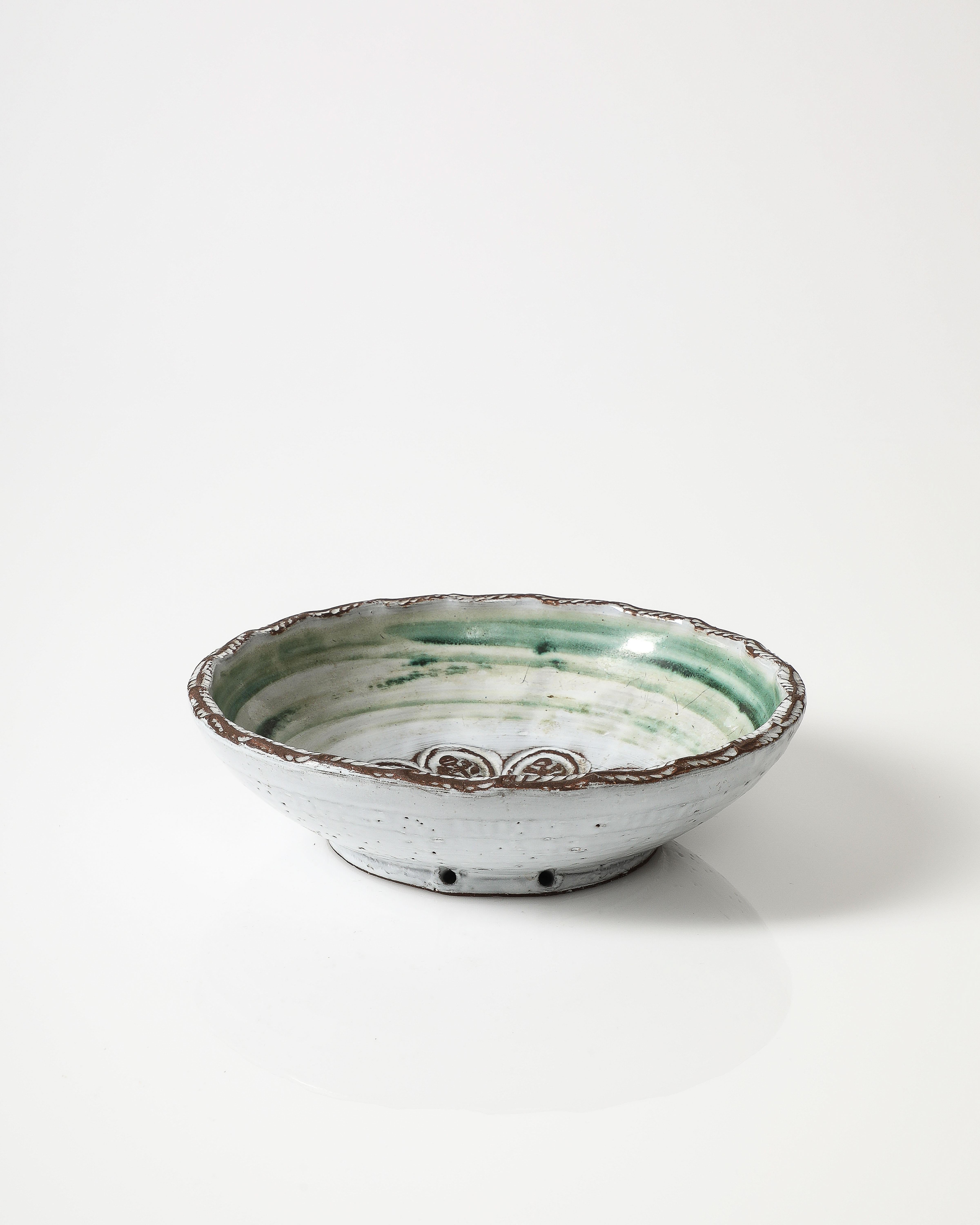 Piatto in ceramica smaltata di Albert Thiry, Francia, c.C. 1970 in vendita 1