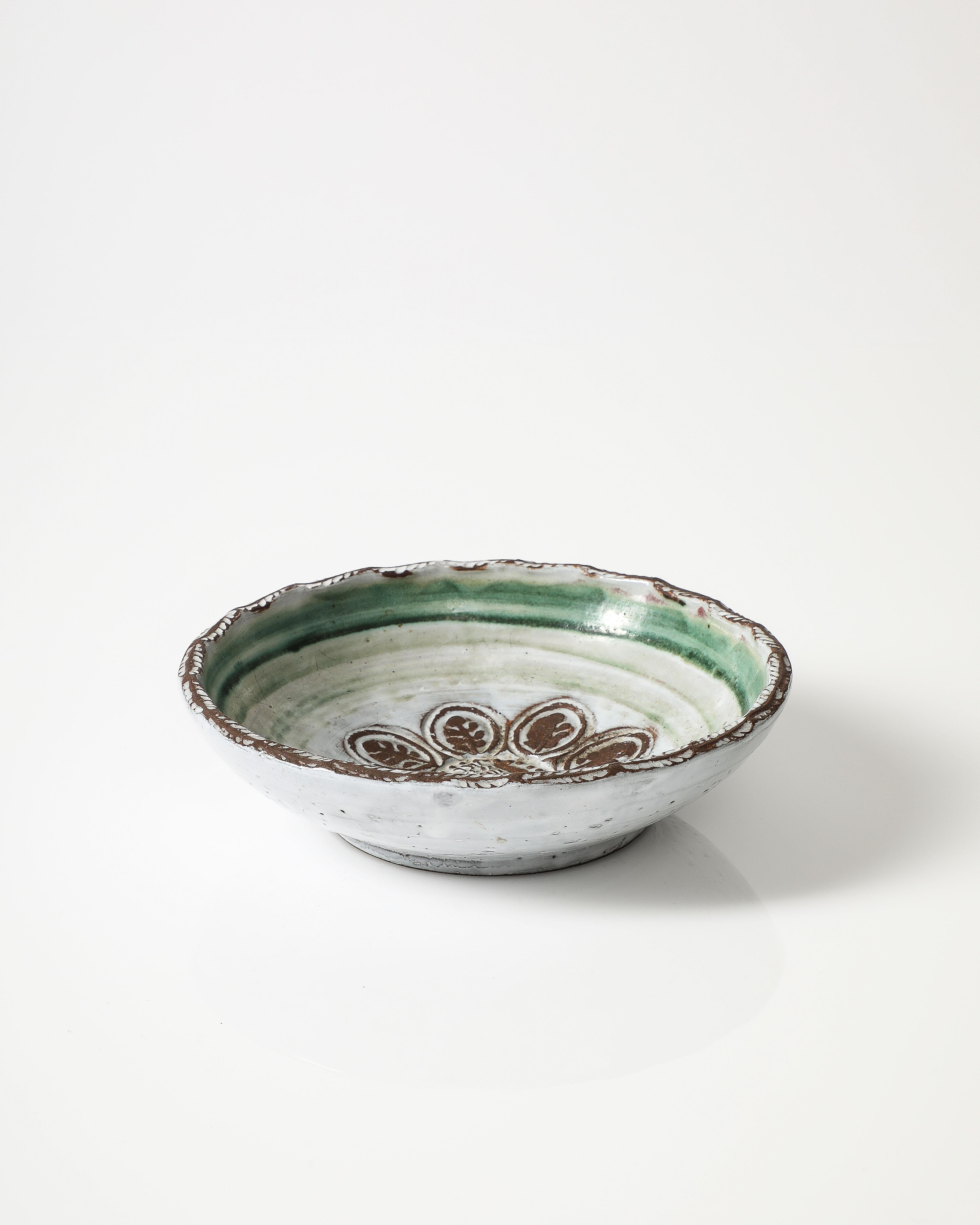 Piatto in ceramica smaltata di Albert Thiry, Francia, c.C. 1970 in vendita 2