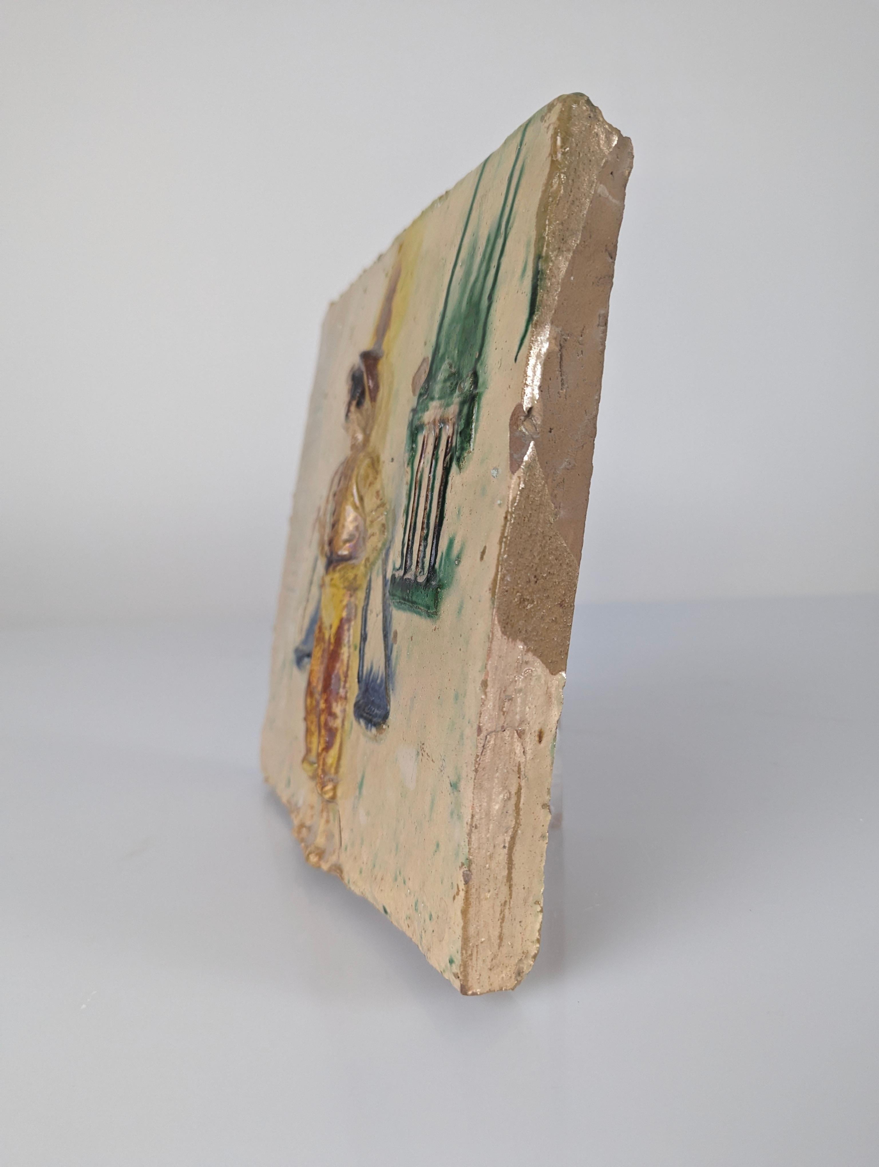 Metà XX secolo Piatto in ceramica smaltata di Morillo Bros, Málaga, anni '40 in vendita