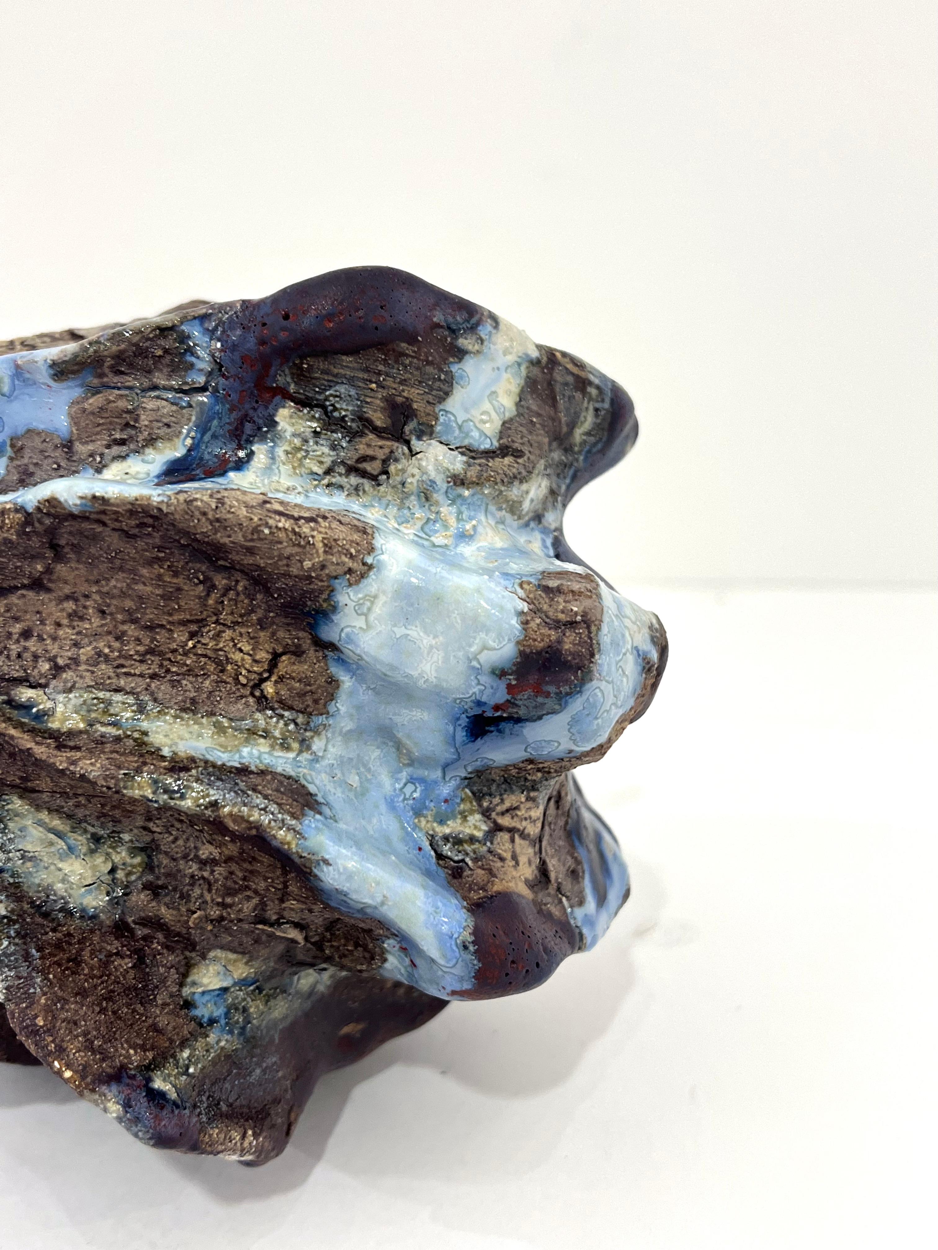 Ceramica Vaso piccolo scultoreo in ceramica smaltata di Henrik Folsgaard in vendita