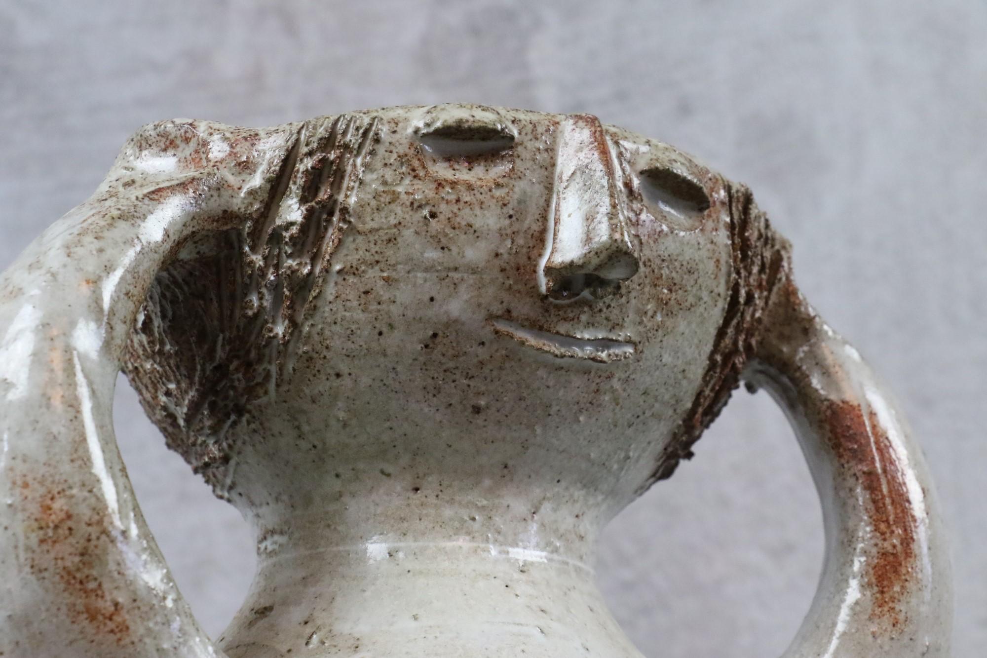Vase femme stylisé en céramique émaillée de Dominique Pouchain, poterie française Bon état à Camblanes et Meynac, FR