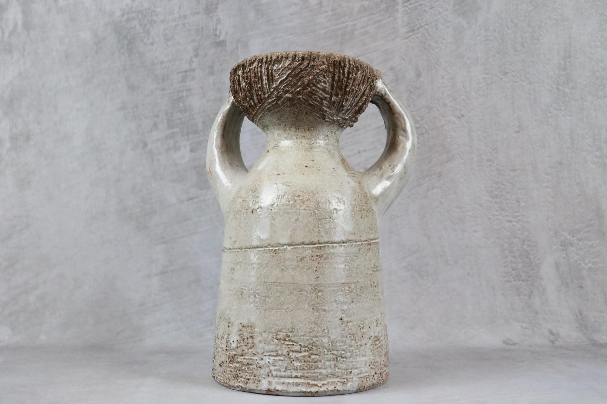 Céramique Vase femme stylisé en céramique émaillée de Dominique Pouchain, poterie française