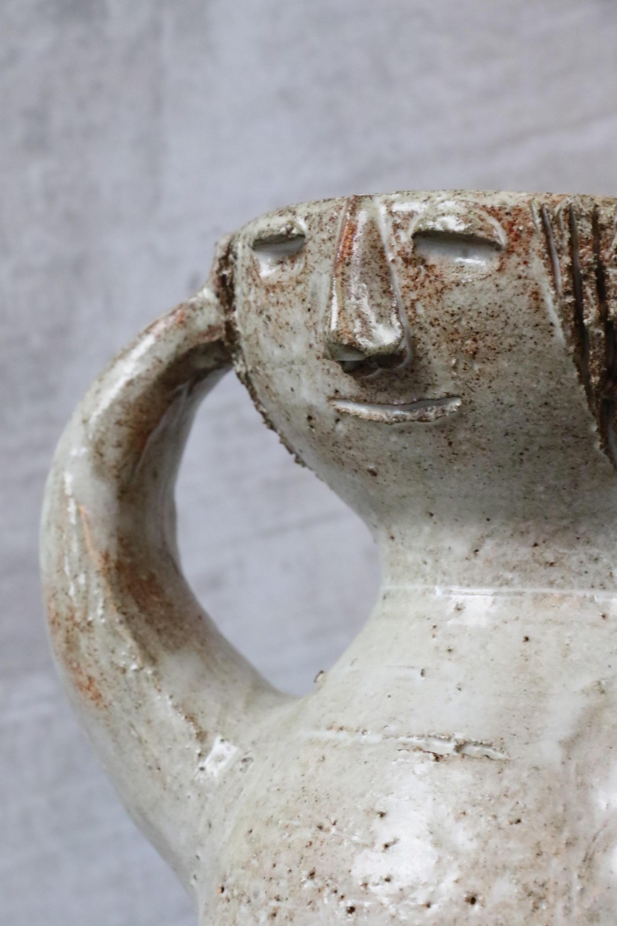 Vase femme stylisé en céramique émaillée de Dominique Pouchain, poterie française 2