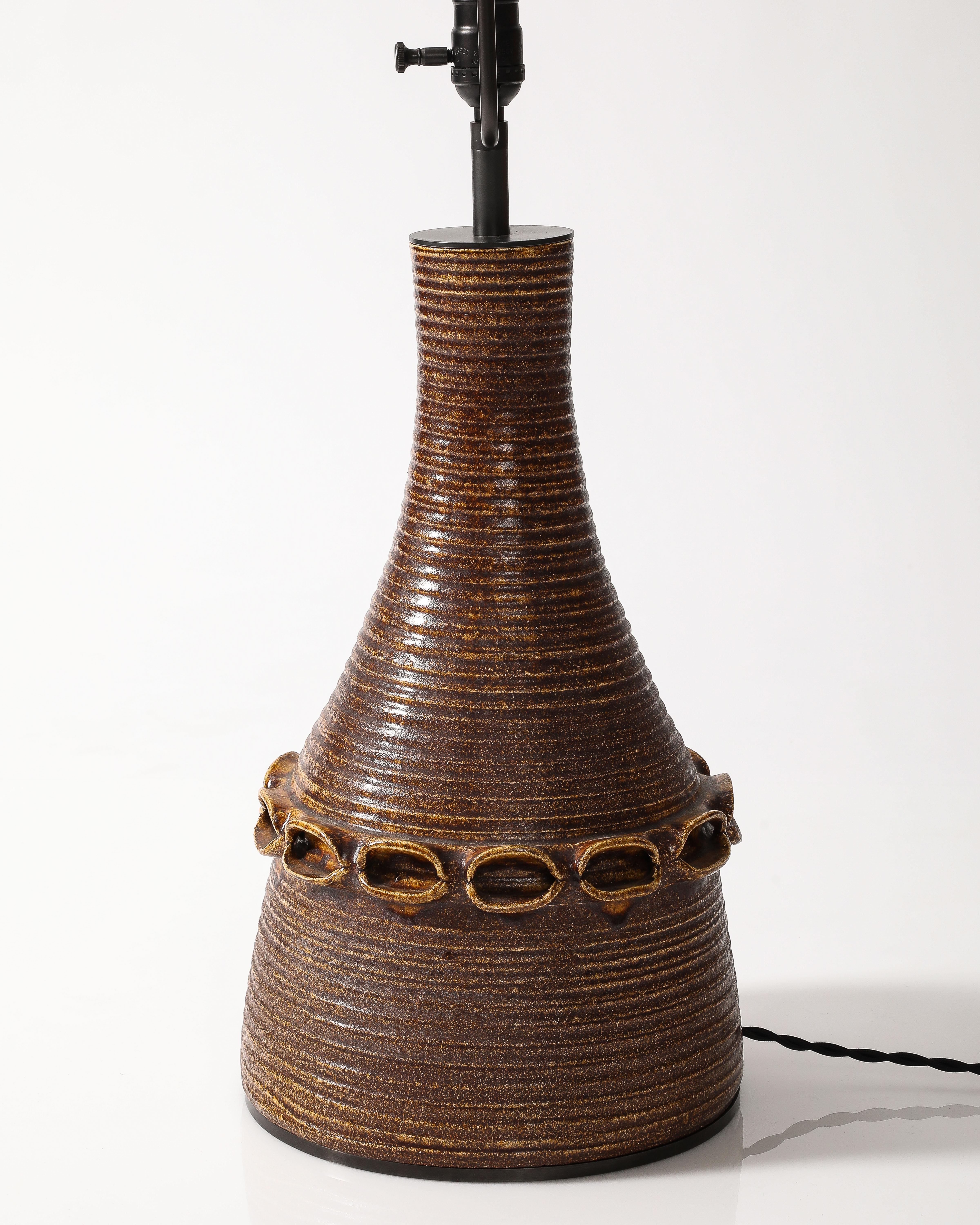 Lámpara de mesa de cerámica esmaltada de Accolay, Francia, c. 1960 en venta 6