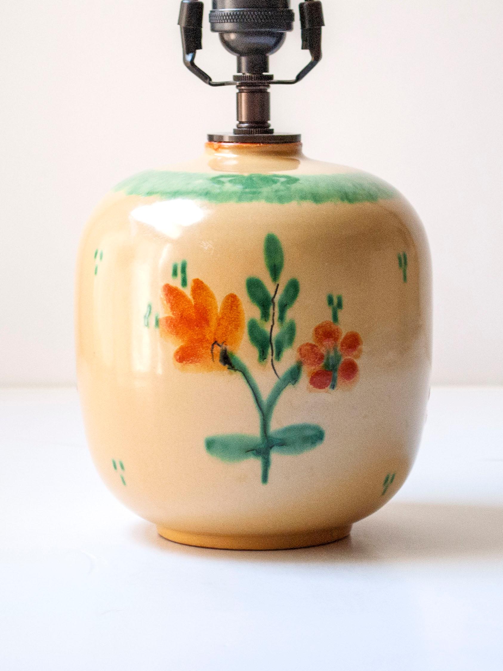 Suédois Lampe de table en céramique émaillée par Anna-Lisa Thomson pour Upsala Ekeby, Suède, c. 1940 en vente