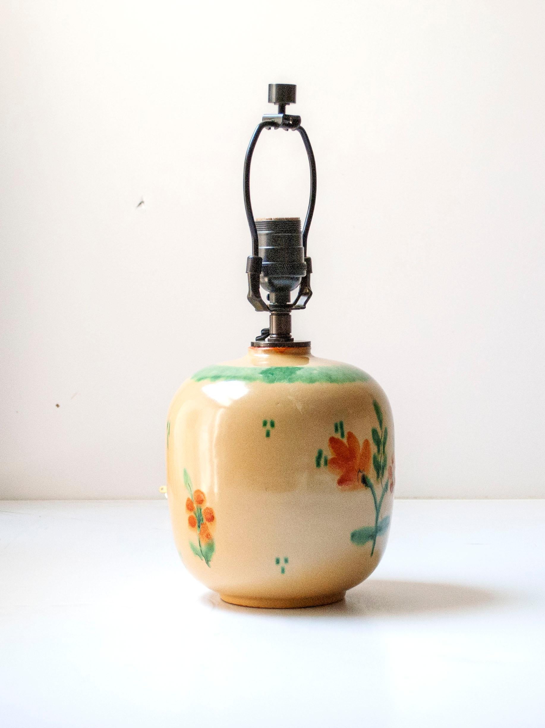 Milieu du XXe siècle Lampe de table en céramique émaillée par Anna-Lisa Thomson pour Upsala Ekeby, Suède, c. 1940 en vente