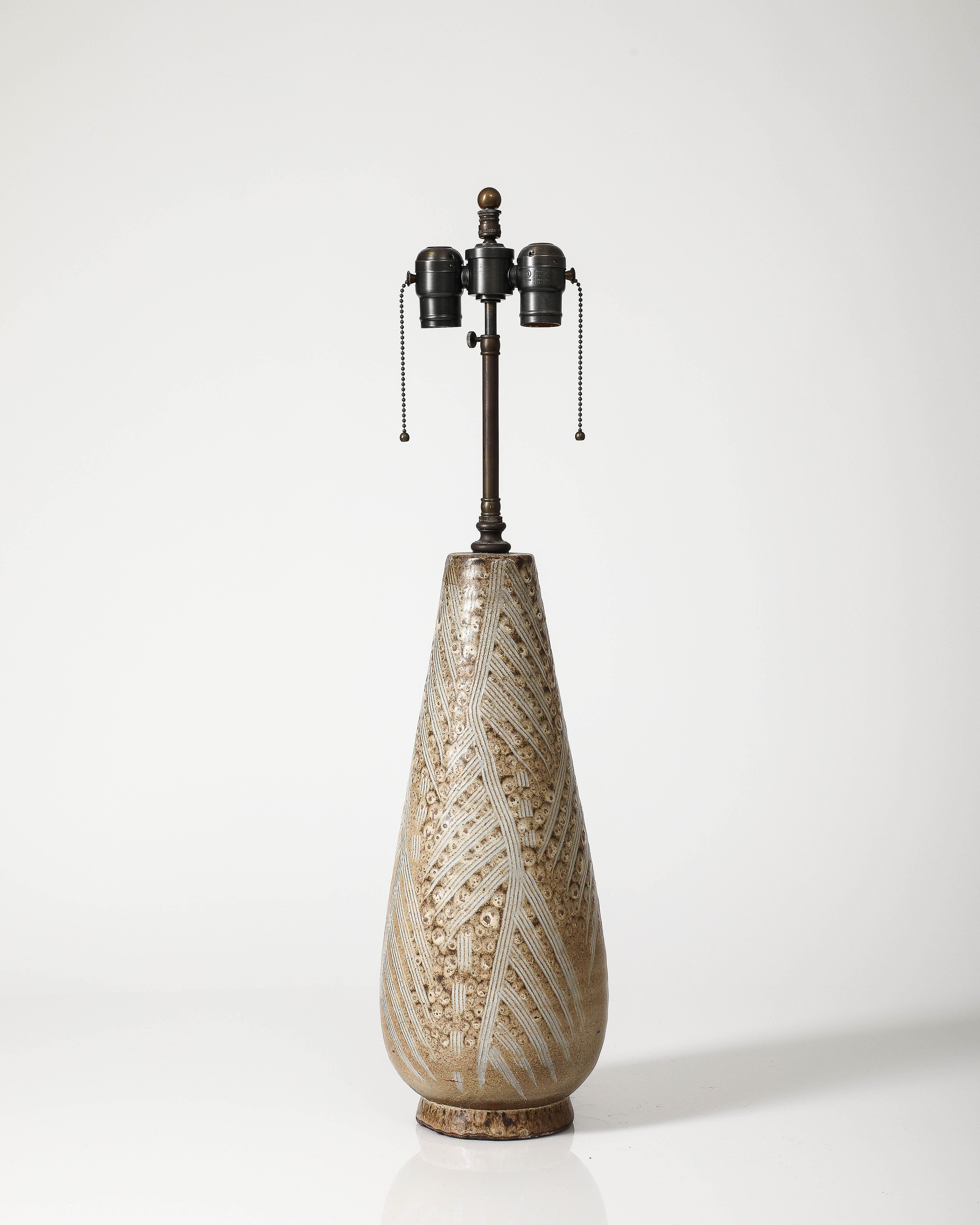 Glazed Ceramic Table Lamp by Design Technics, United States, c. 1960 In Excellent Condition For Sale In New York City, NY