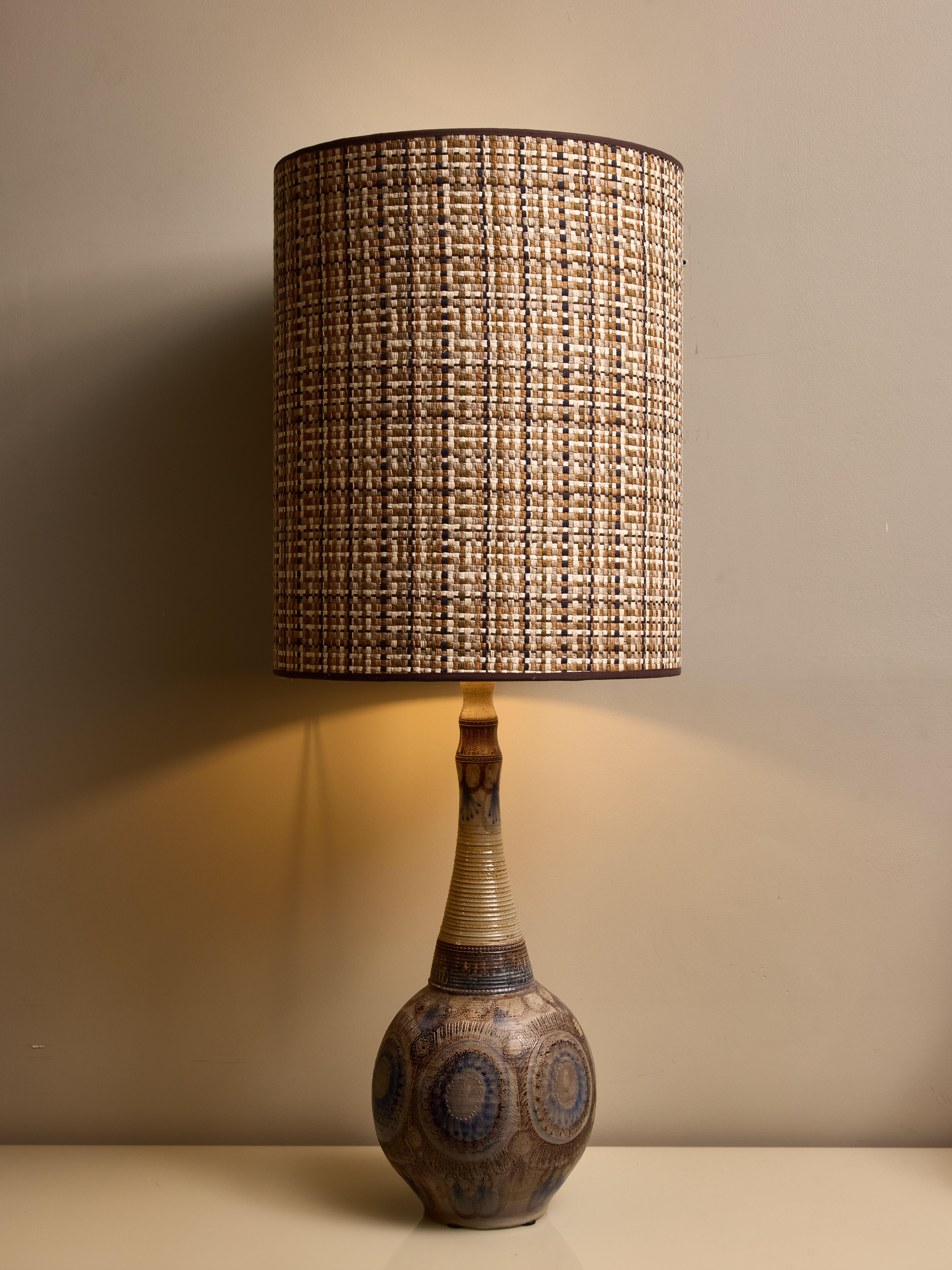 Mid-Century Modern Lampe de table en céramique émaillée JC Courjauld en vente