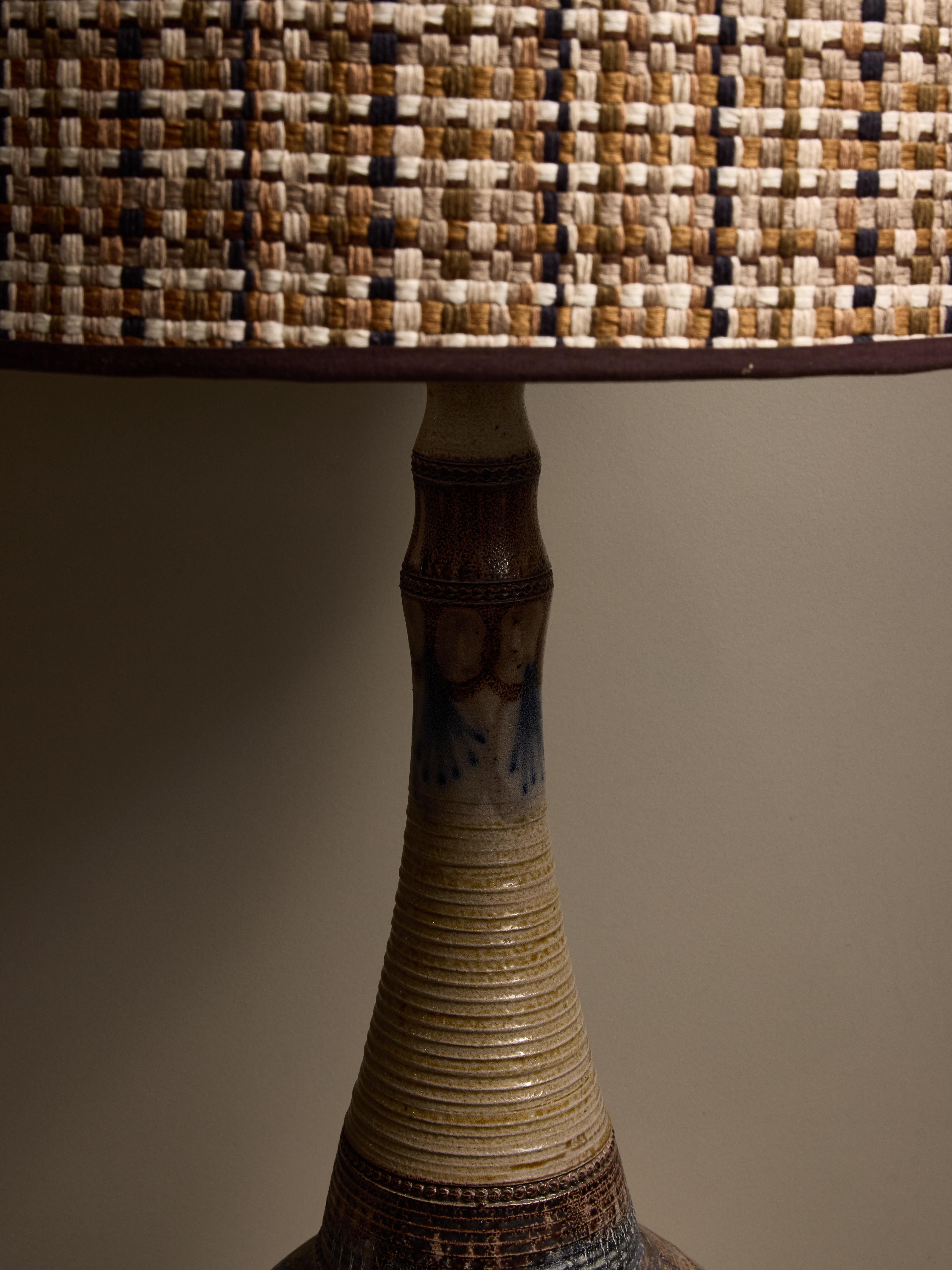 Lampe de table en céramique émaillée JC Courjauld Excellent état - En vente à Saint-Ouen, IDF