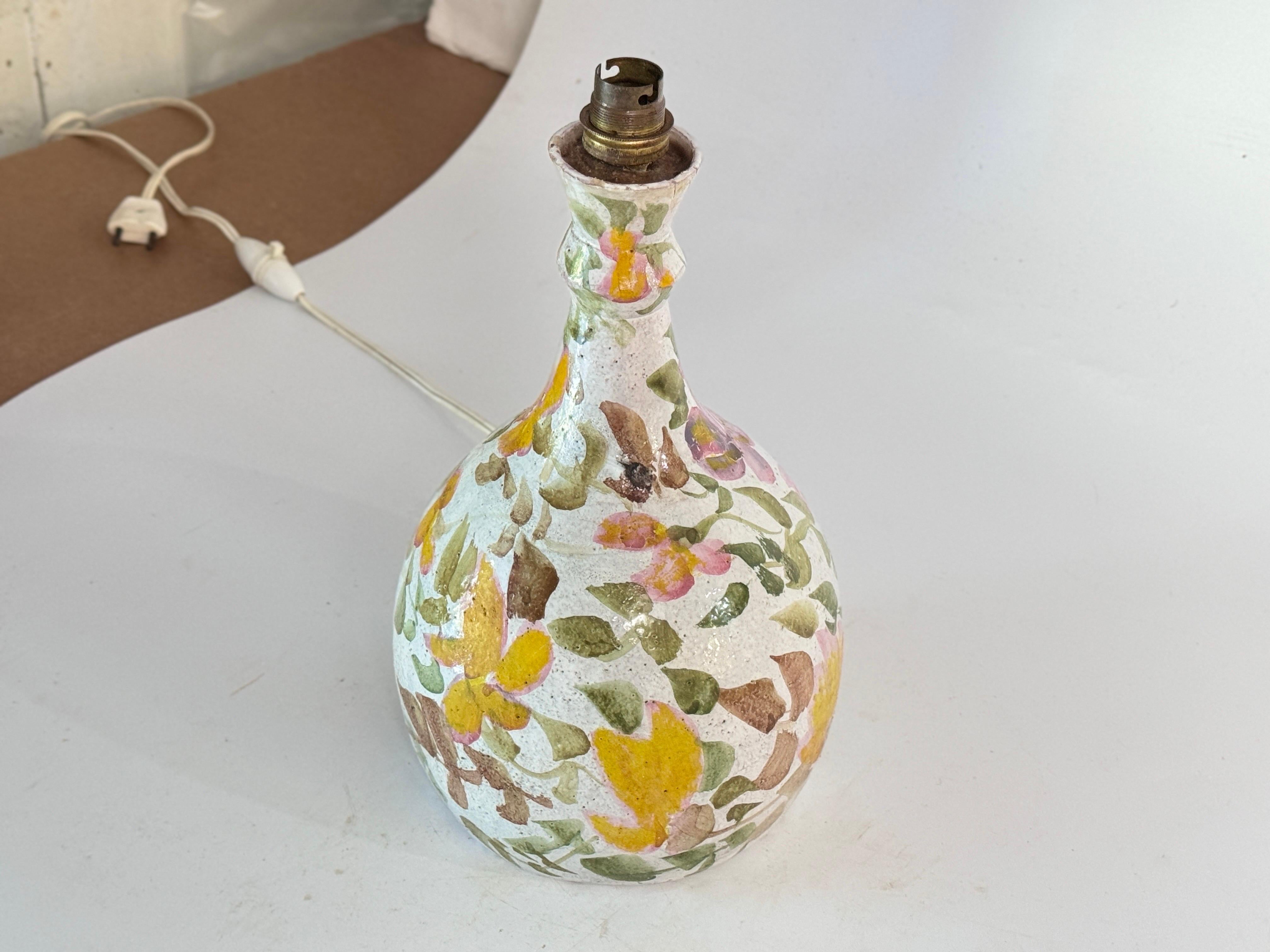 Lámpara de sobremesa de cerámica esmaltada de Jean Laurent Blanco Grenn amarillo Colores en Bueno estado para la venta en Auribeau sur Siagne, FR