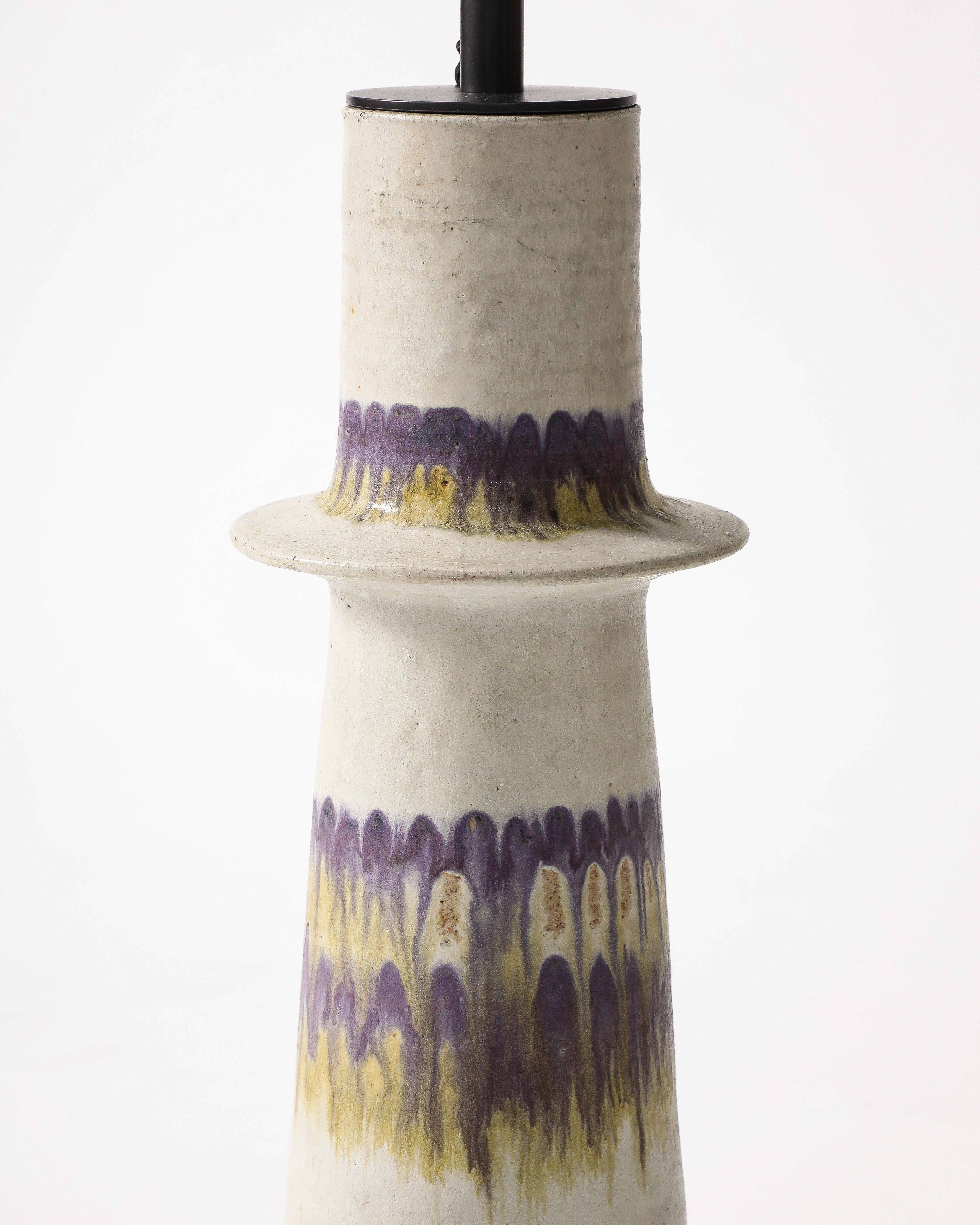 Lampe de table en céramique émaillée, Angleterre, vers 1970 en vente 5
