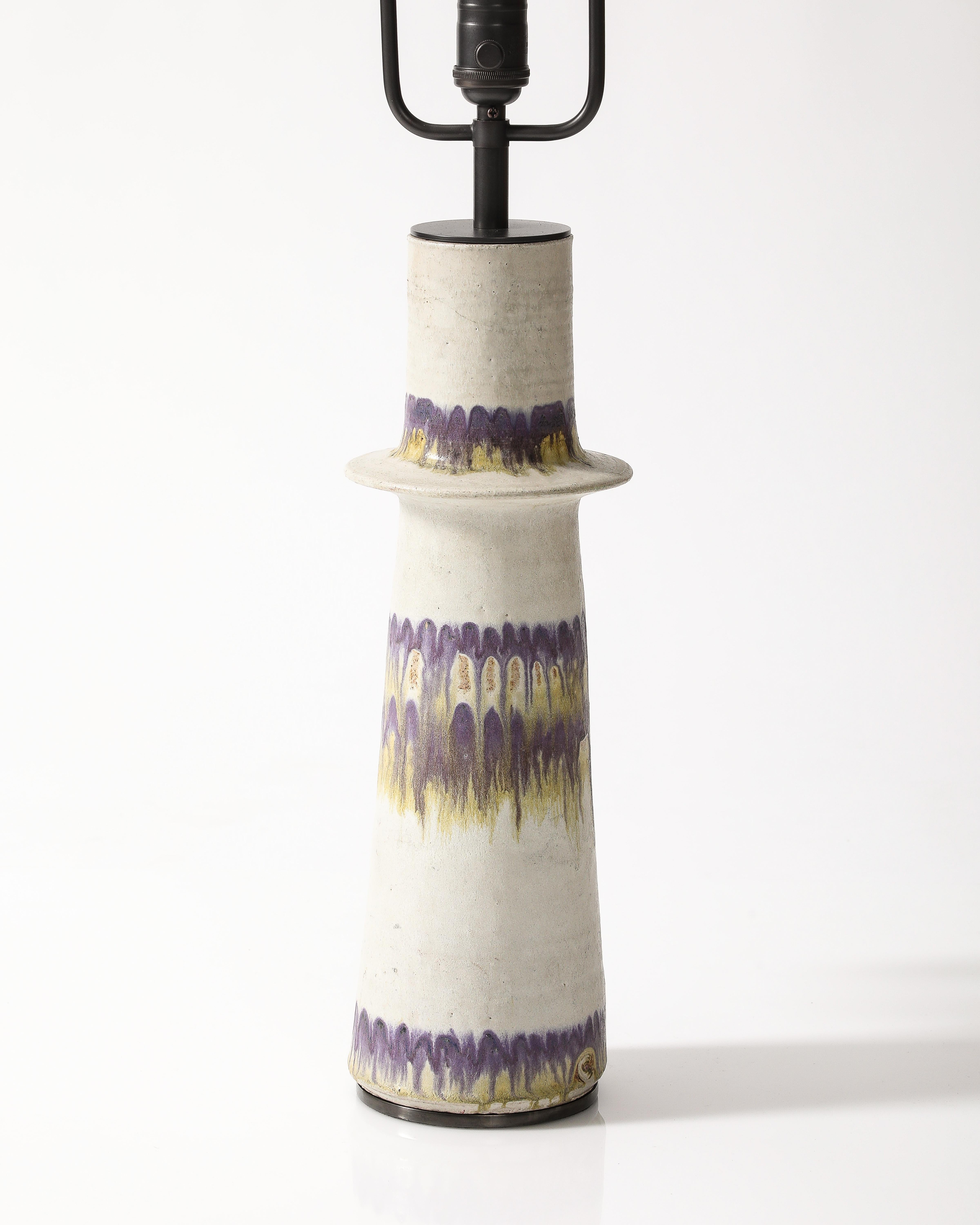 Céramique Lampe de table en céramique émaillée, Angleterre, vers 1970 en vente