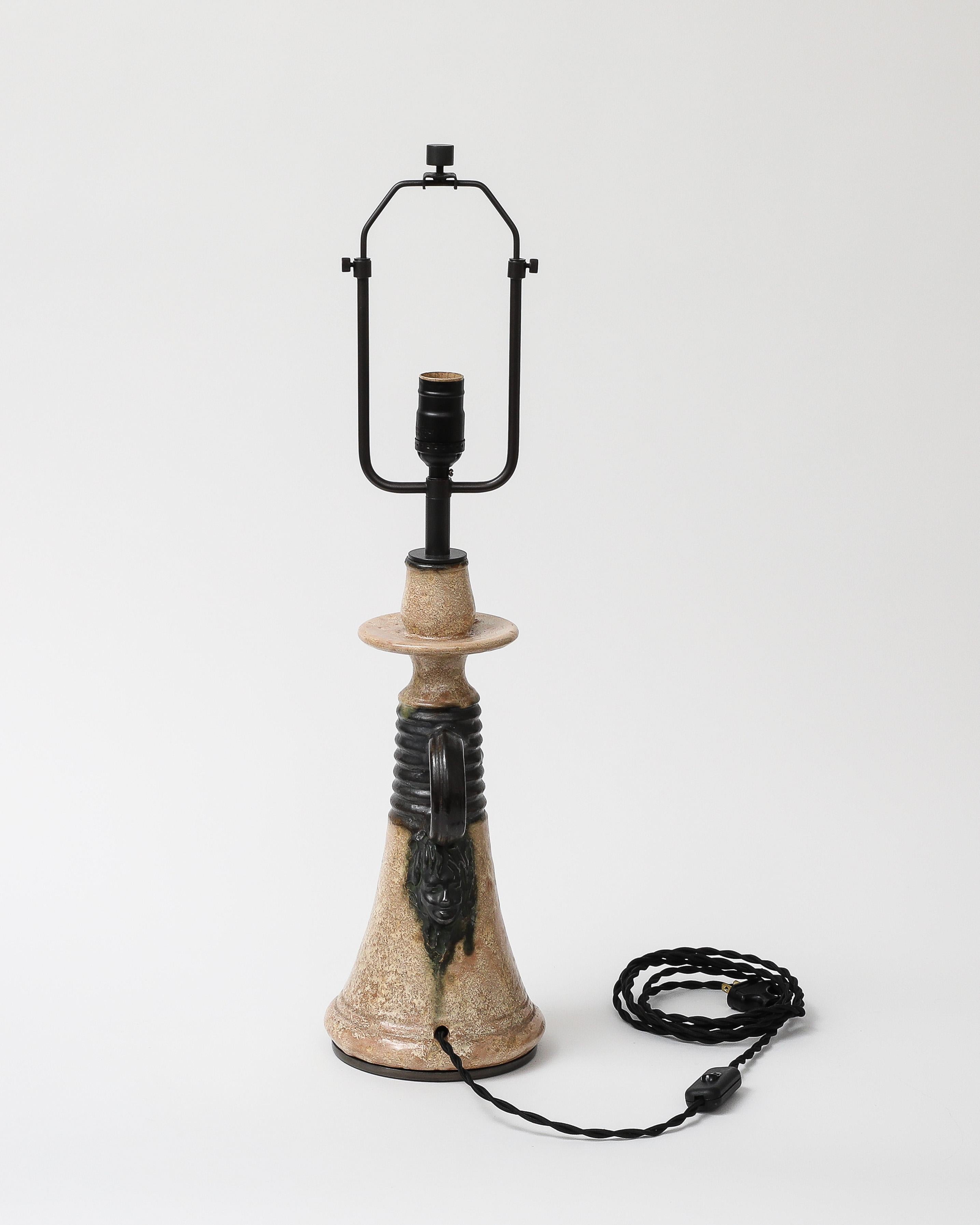 Lampe de table en céramique émaillée, France, c. 1960 en vente 7