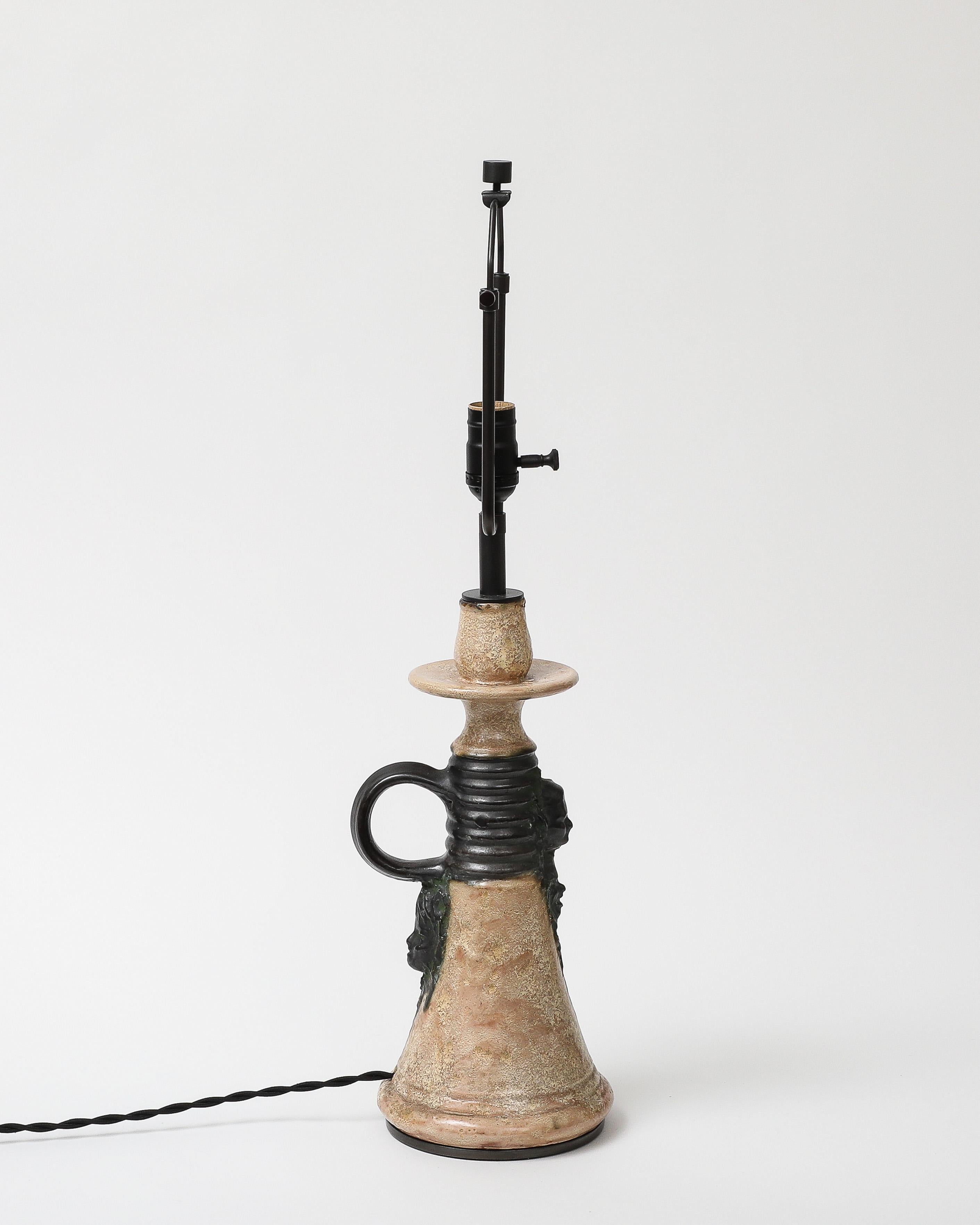 Lampe de table en céramique émaillée, France, c. 1960 en vente 8