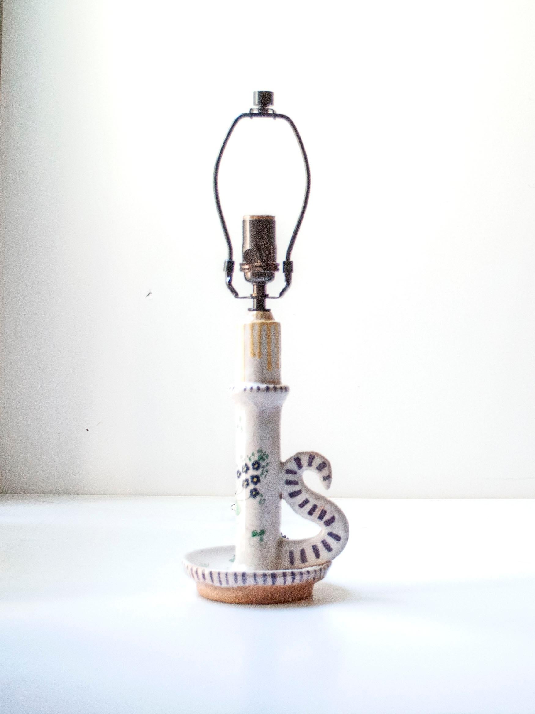 Lámpara de mesa de cerámica vidriada en forma de candelabro, Vallauris, Francia Moderno de mediados de siglo en venta