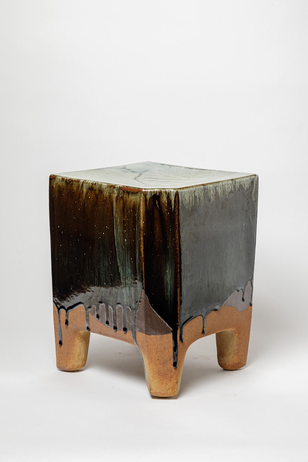 Beaux-Arts Table ou tabouret en céramique émaillée de Marie-Lucie Trinquand, 2025. en vente
