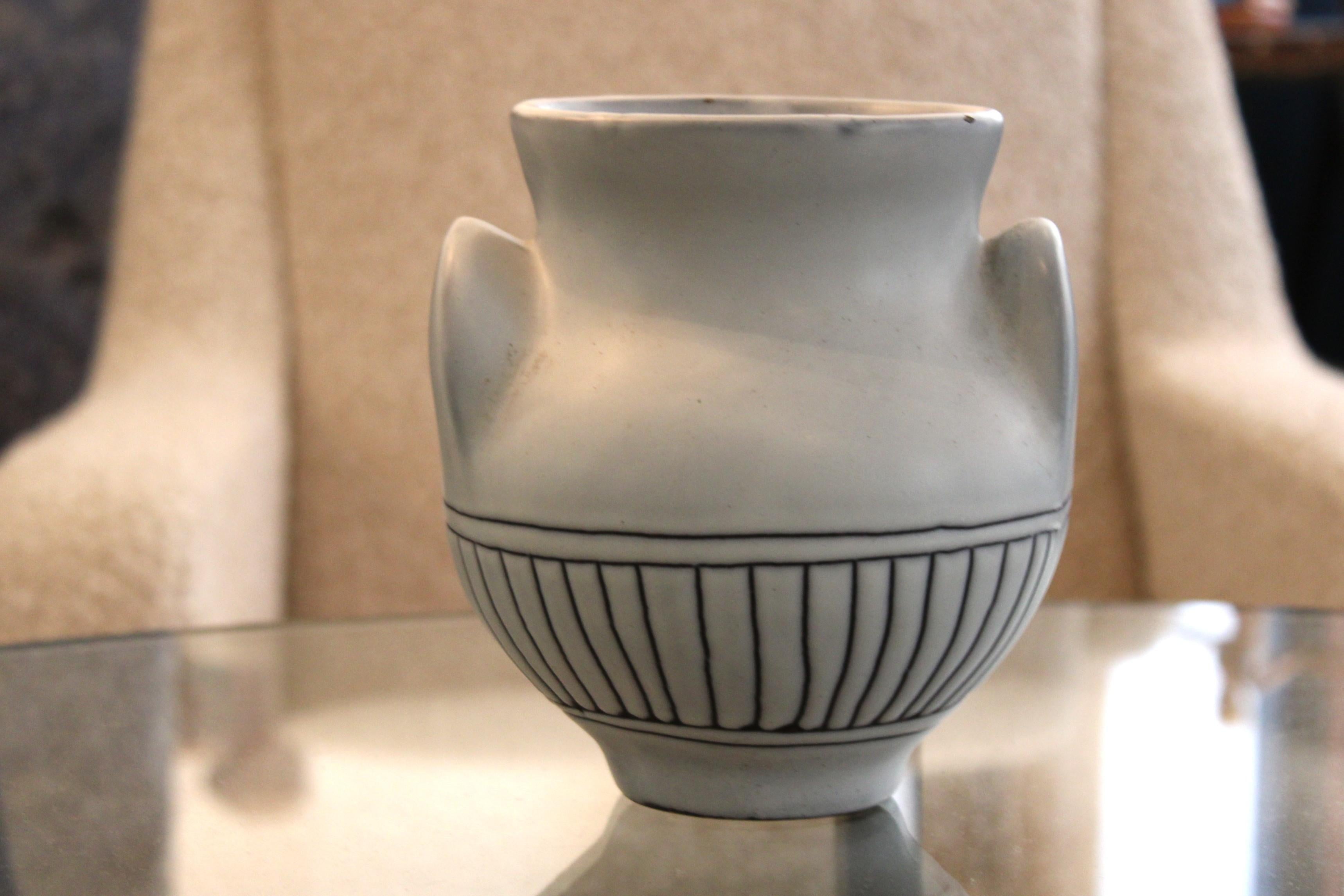 Français Vase en céramique émaillée 