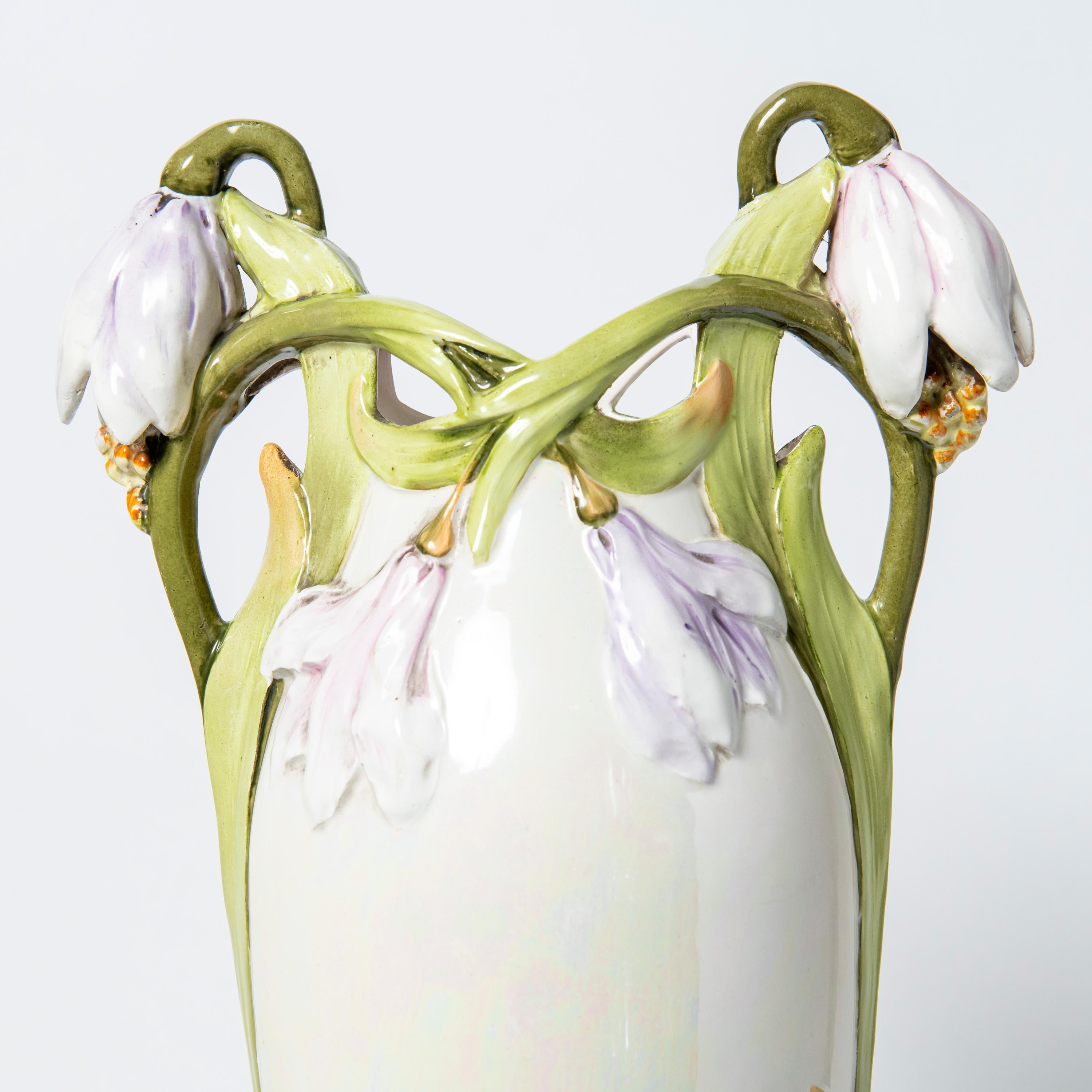  Vase en céramique émaillée, période Art nouveau, France, début du 20e siècle. Bon état - En vente à Buenos Aires, Buenos Aires