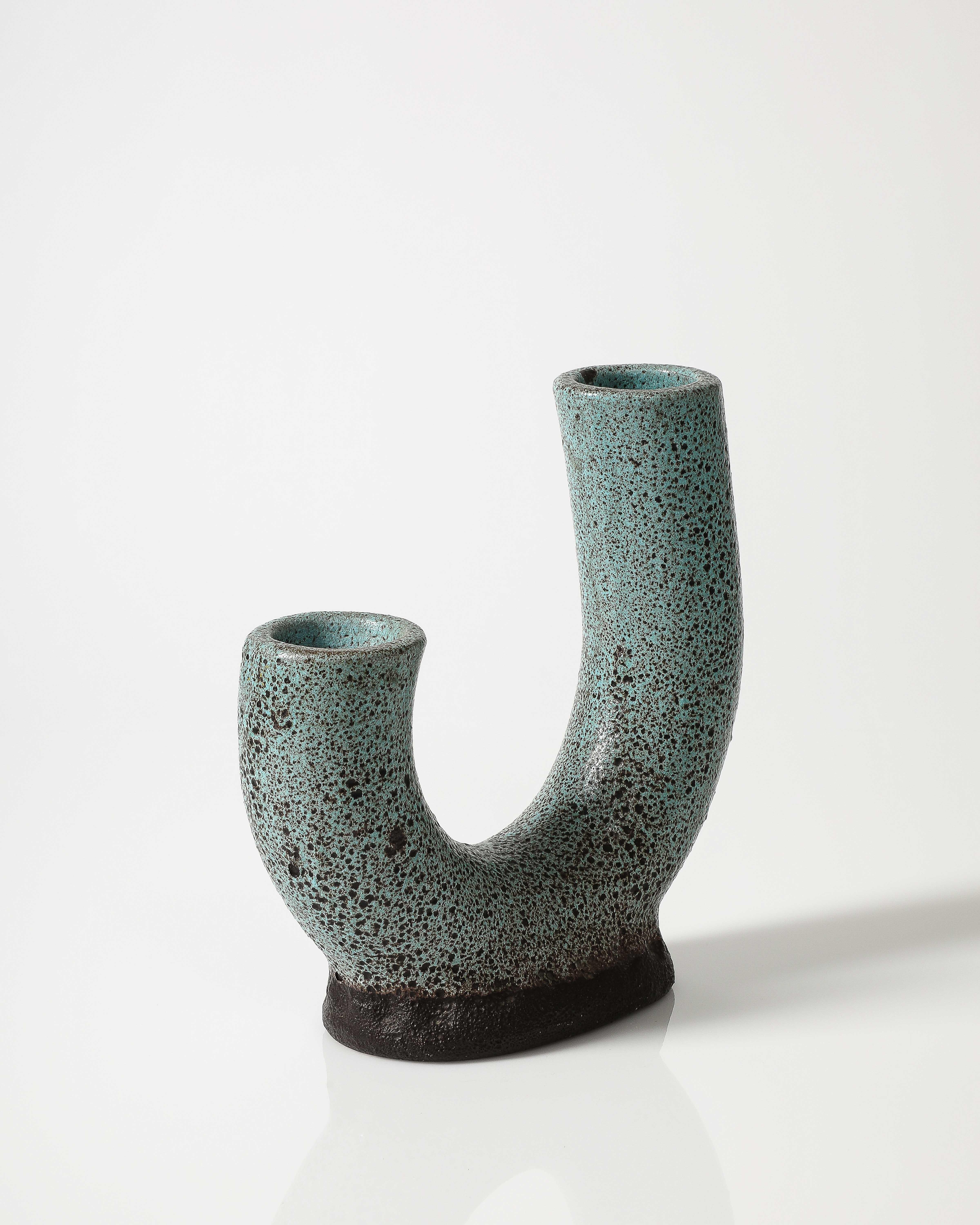 Vernissé Vase en céramique émaillée, par Accolay, France, vers 1960 en vente