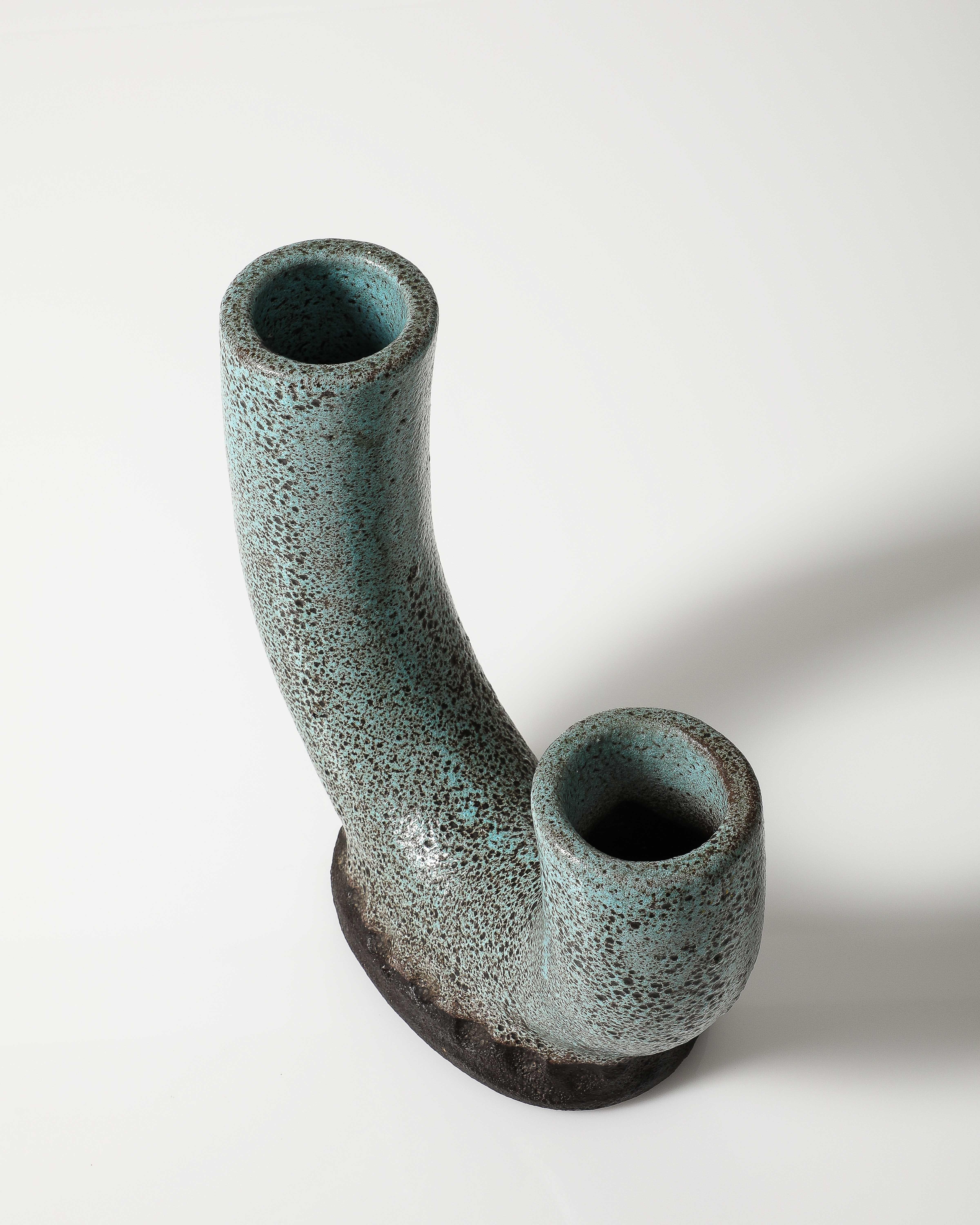 Céramique Vase en céramique émaillée, par Accolay, France, vers 1960 en vente