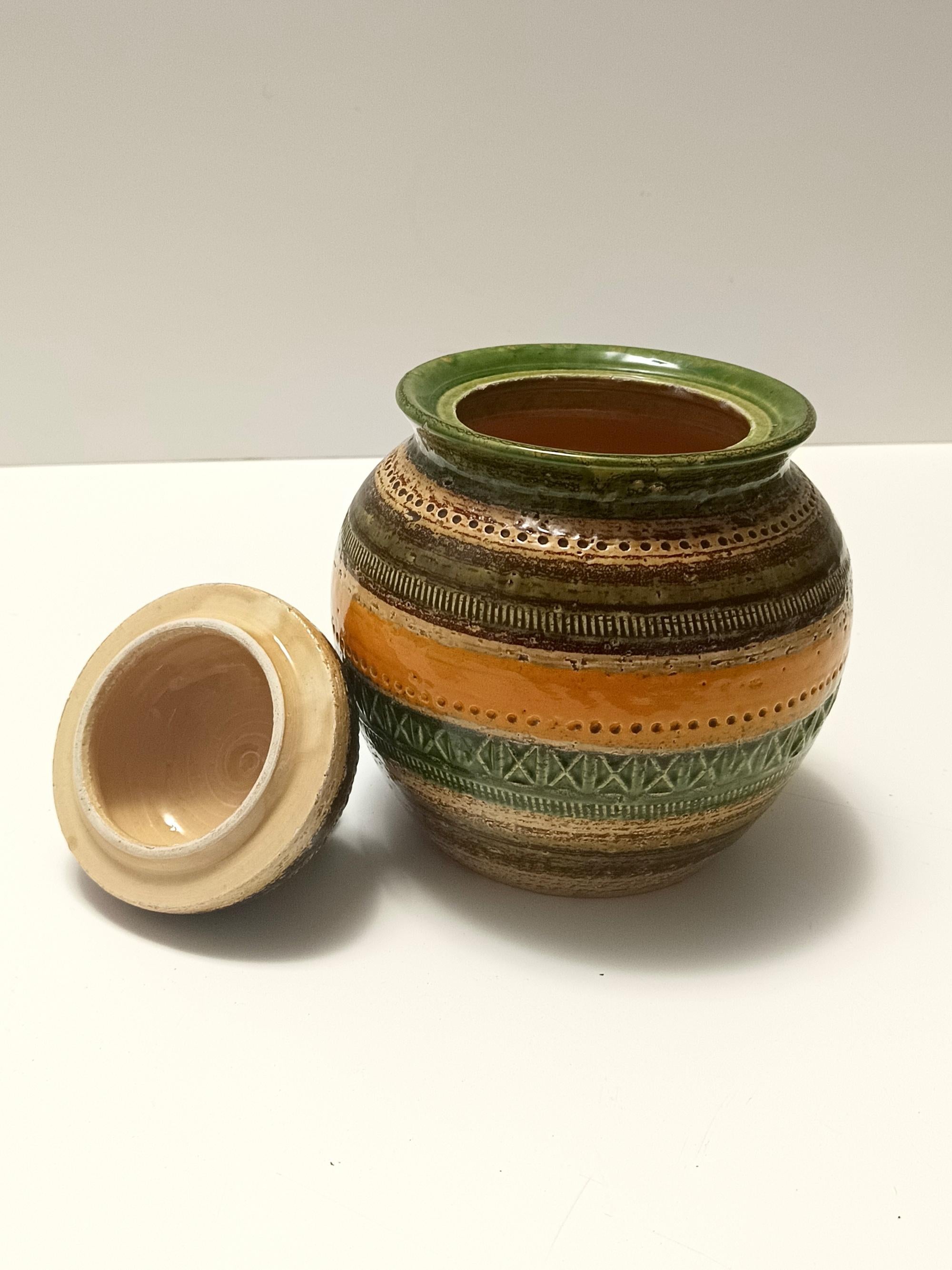 Metà XX secolo Vaso in ceramica smaltata di Aldo Londi per Bitossi e per Cer Paoli, serie Sahara in vendita