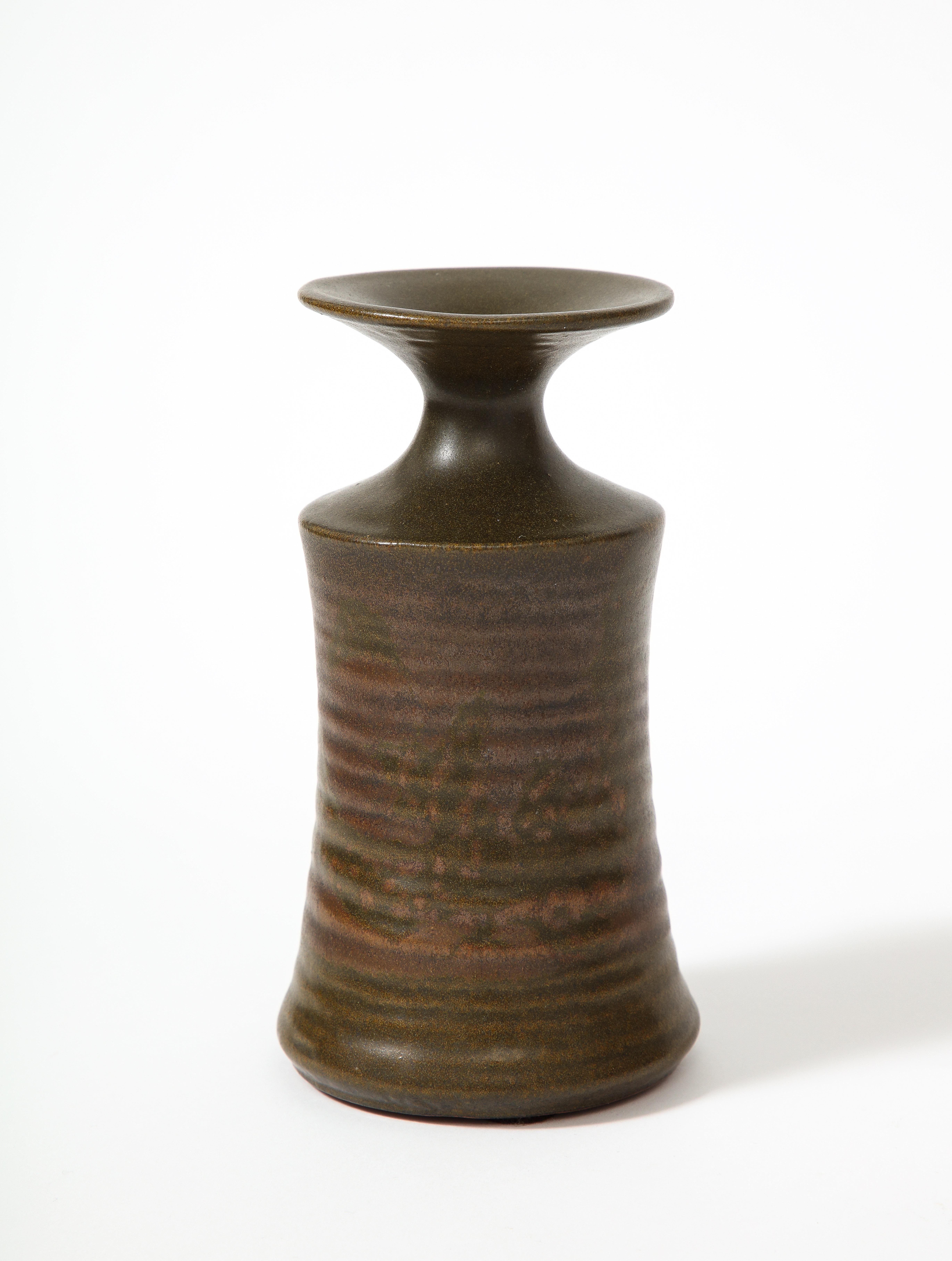 Vase en céramique émaillée, États-Unis, vers 1950 Bon état - En vente à New York City, NY