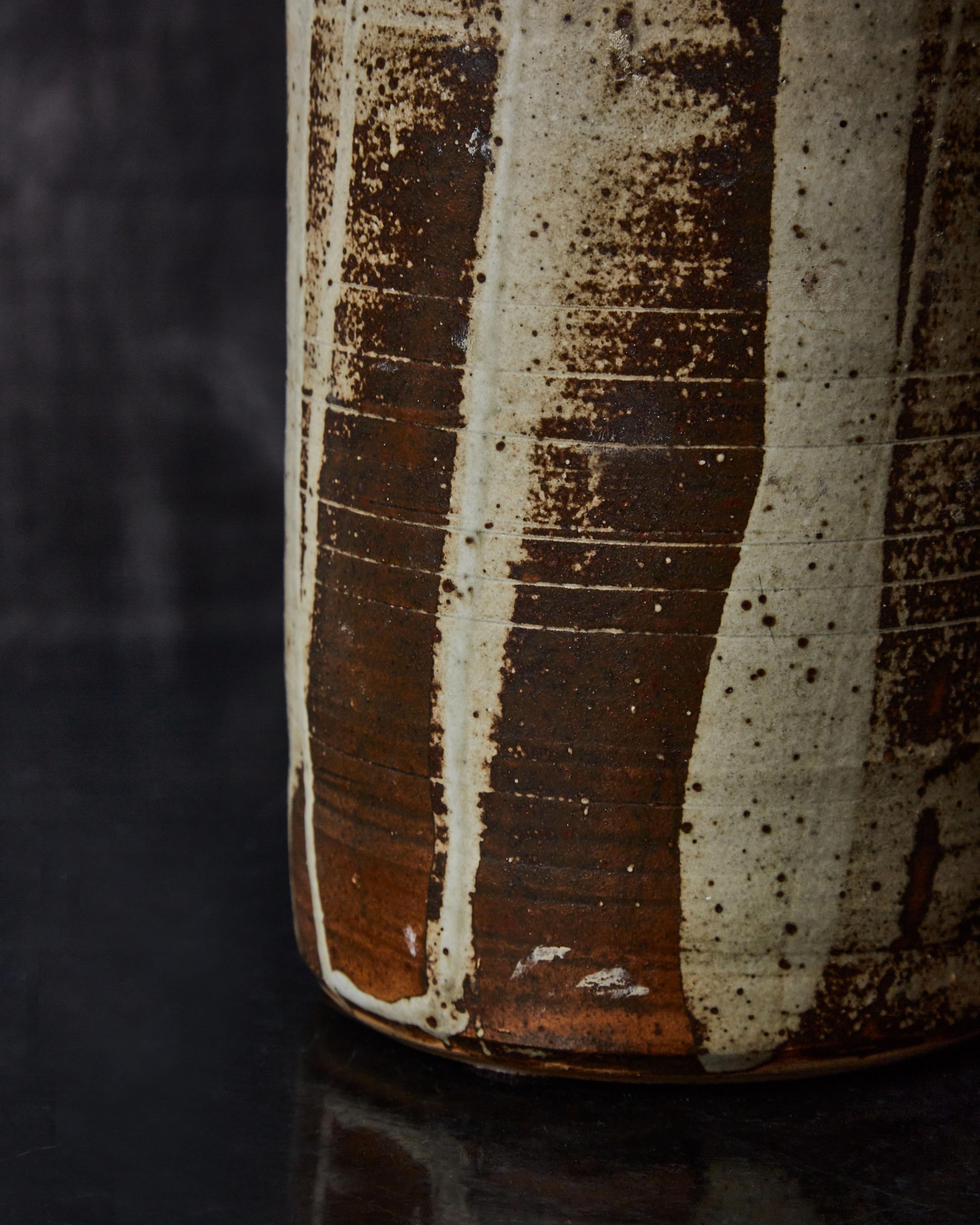 Vase vintage en céramique émaillée en vente 1
