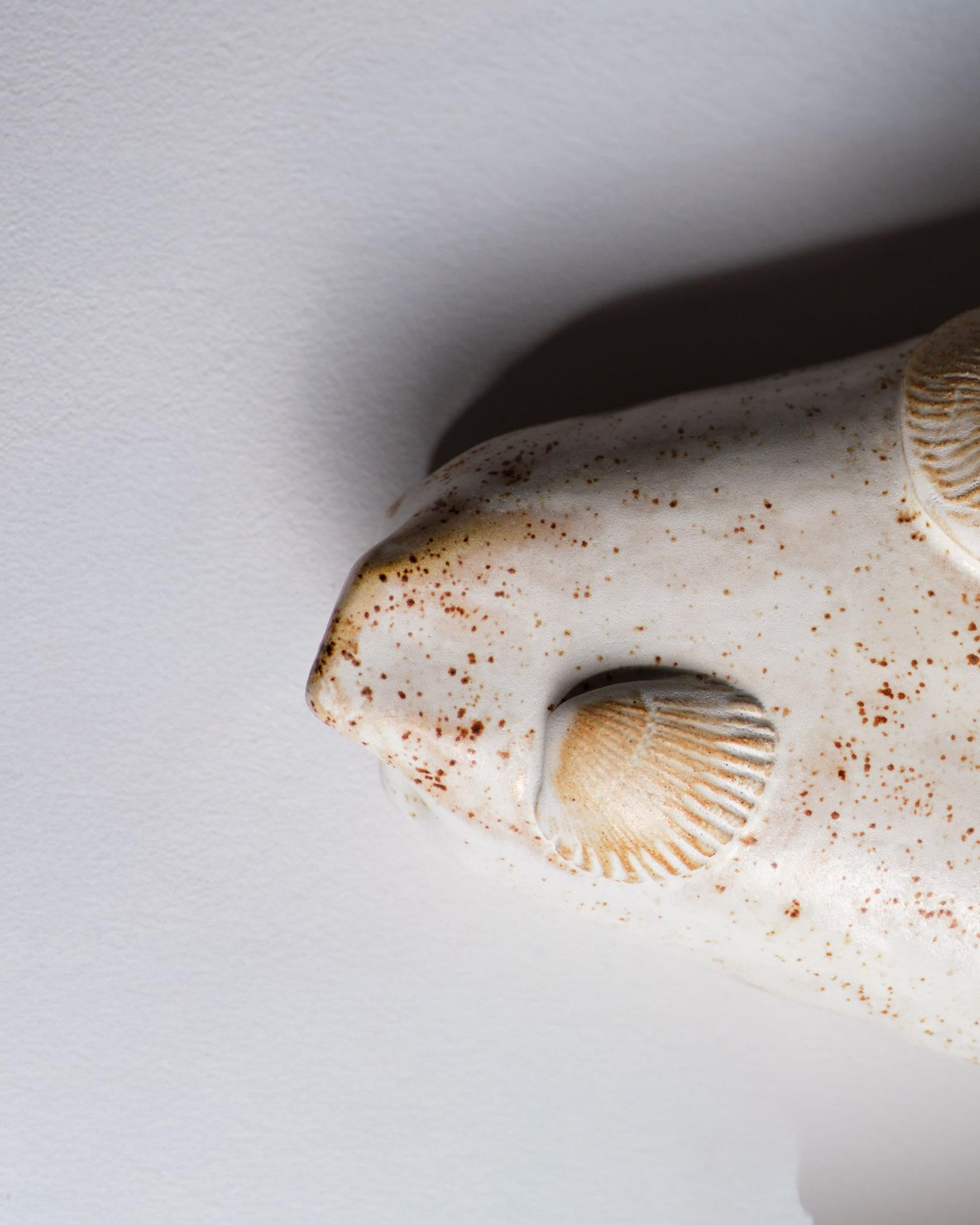 Aplique de cerámica esmaltada de Bérénice Gentil Moderno orgánico en venta