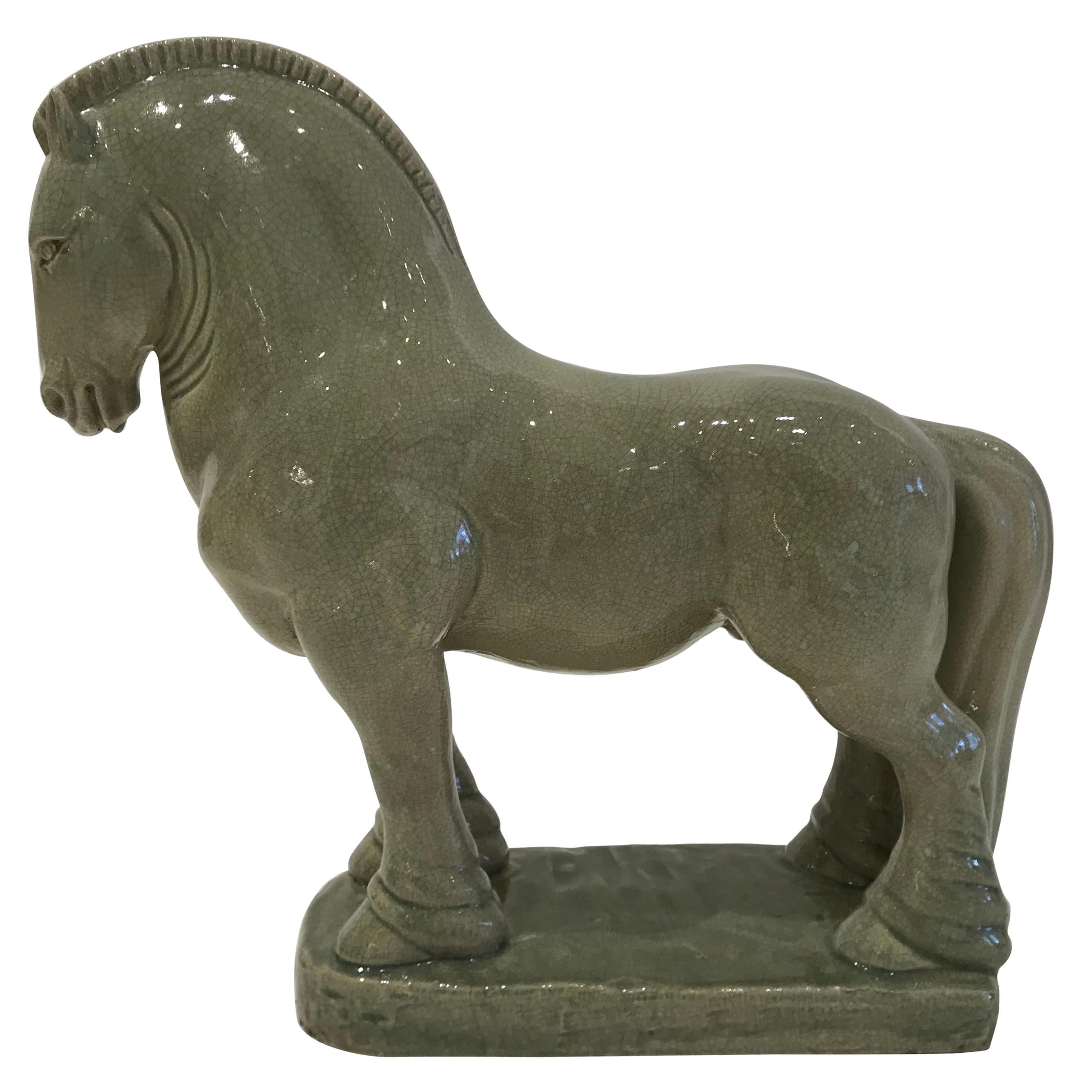 glasierte Celadon-Pferd-Skulptur aus Keramik mit Craquelé-Verschluss