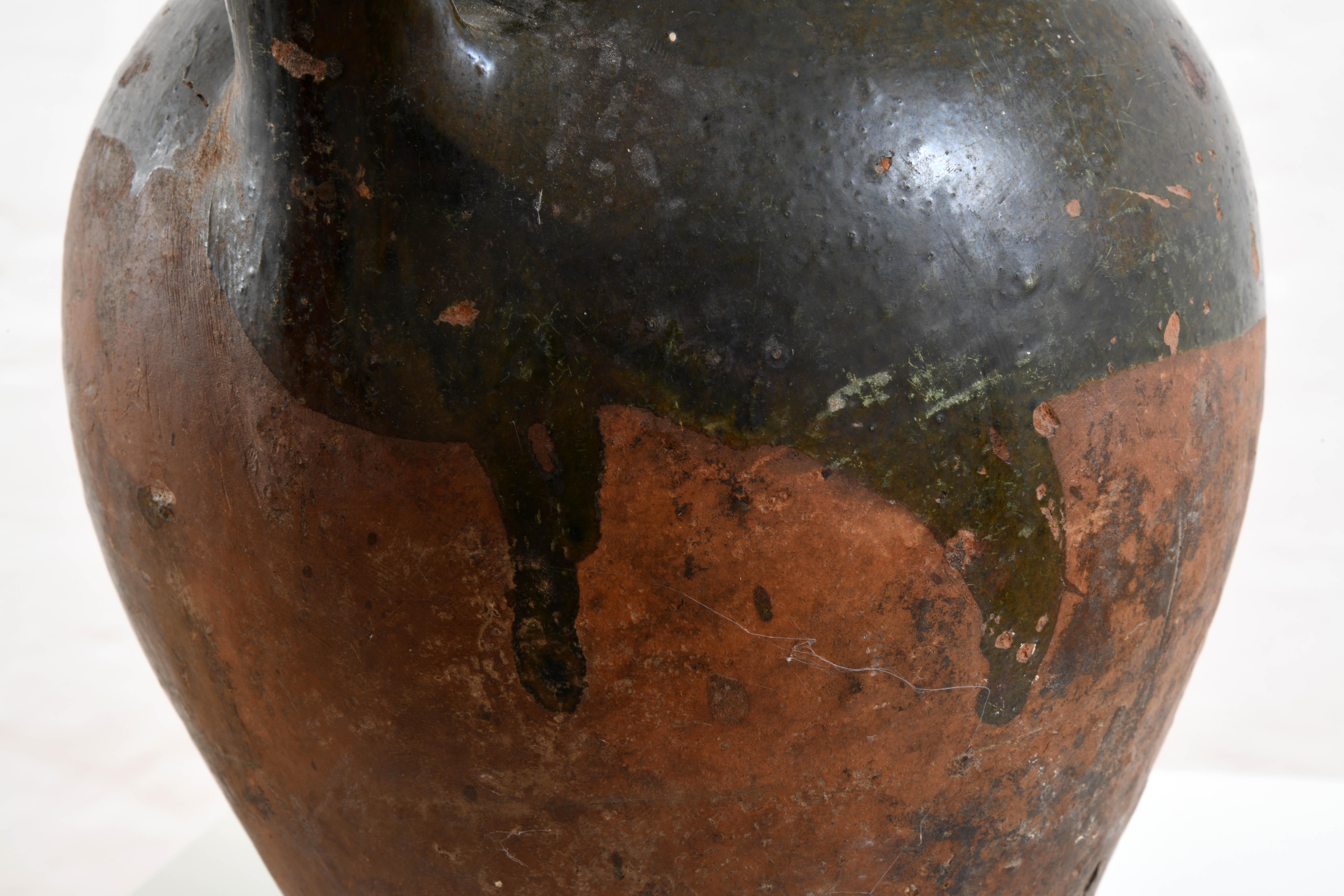 Brocca in terracotta smaltata, Francia meridionale, inizio XX secolo in vendita 5