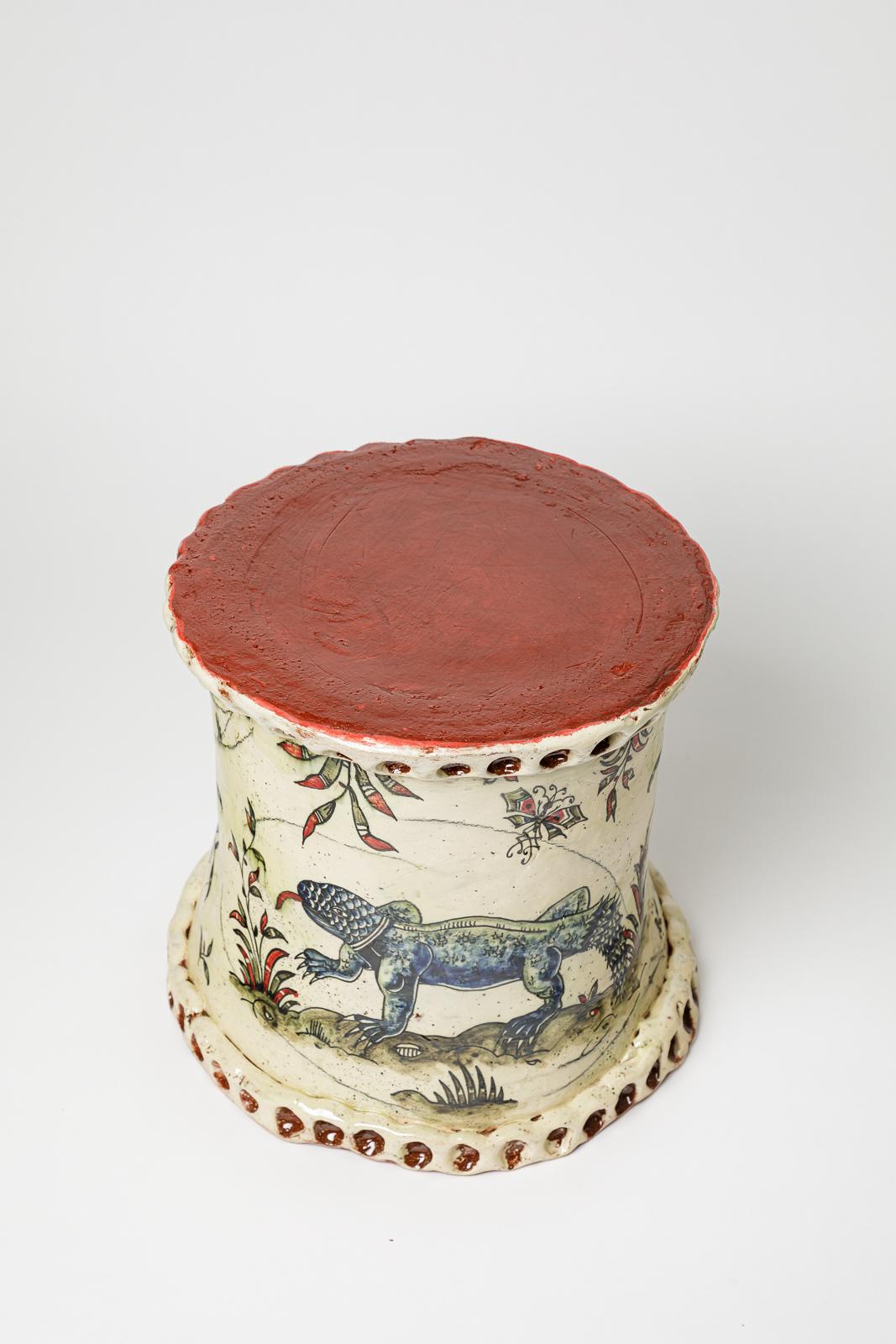 XXI secolo e contemporaneo Glazed earthenware stool decorated with a chimera by Jérôme Galvin, 2025. in vendita