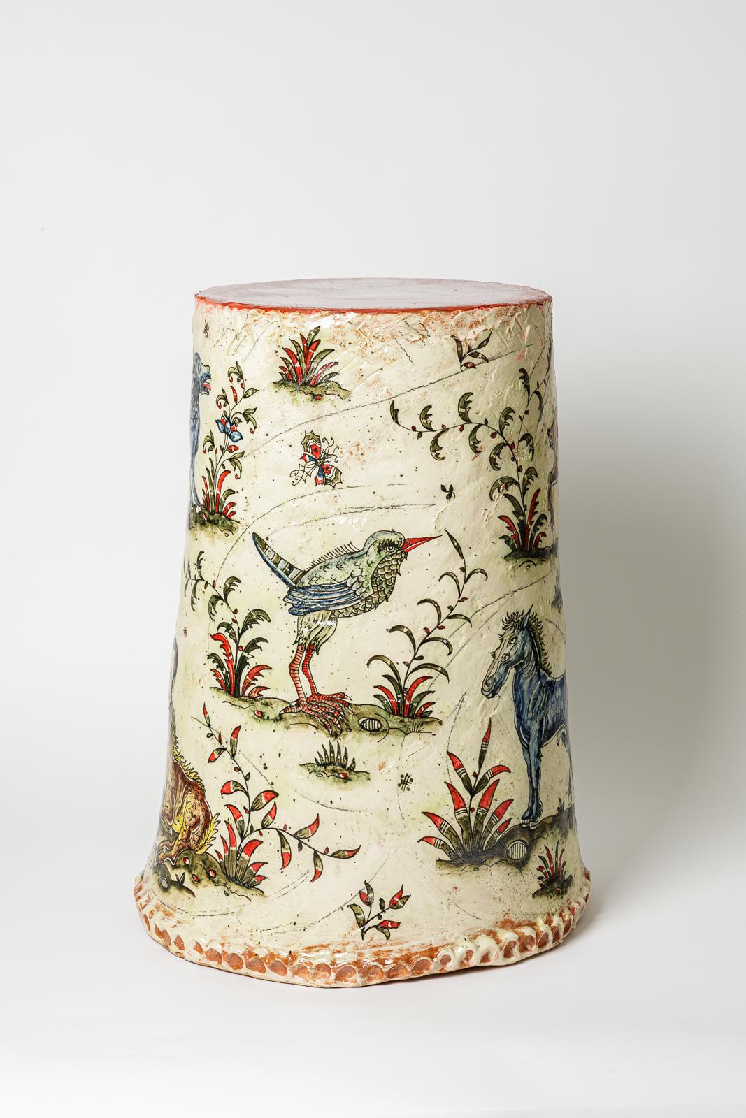 Beaux-Arts Glazed earthenware stool, decorated with fantastical animals by Jérôme Galvin. in vendita