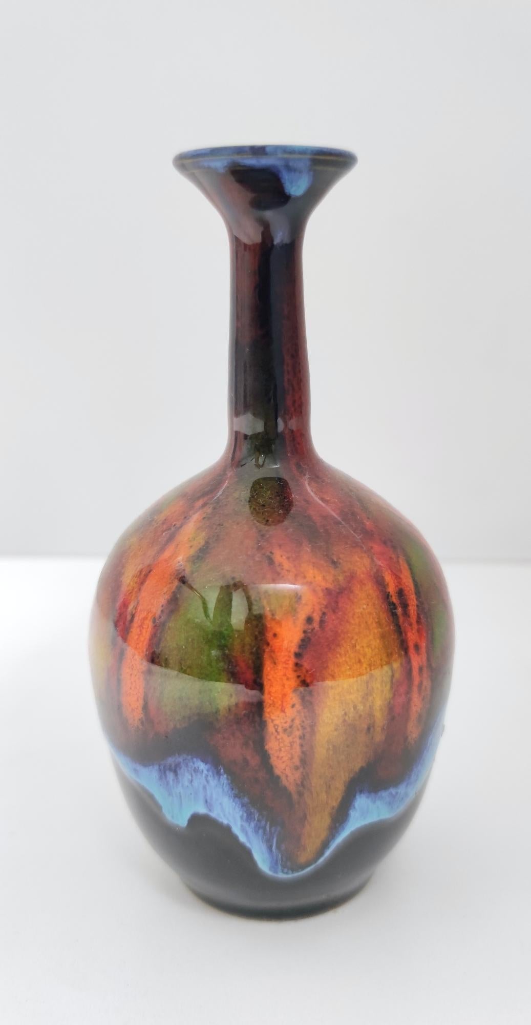 Vase aus glasiertem Steingut von Giovanni Poggi für San Giorgio Albisola Keramik (Postmoderne) im Angebot