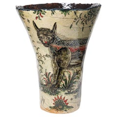 Jarrón de barro vidriado, decorado con animales fantásticos por Jérôme Galvin.