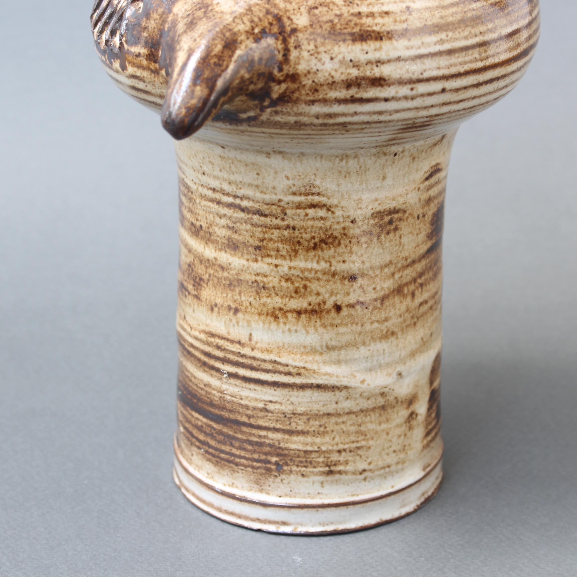 Vase hibou stylisé en céramique émaillée de Jacques Pouchain (circa 1960) en vente 5