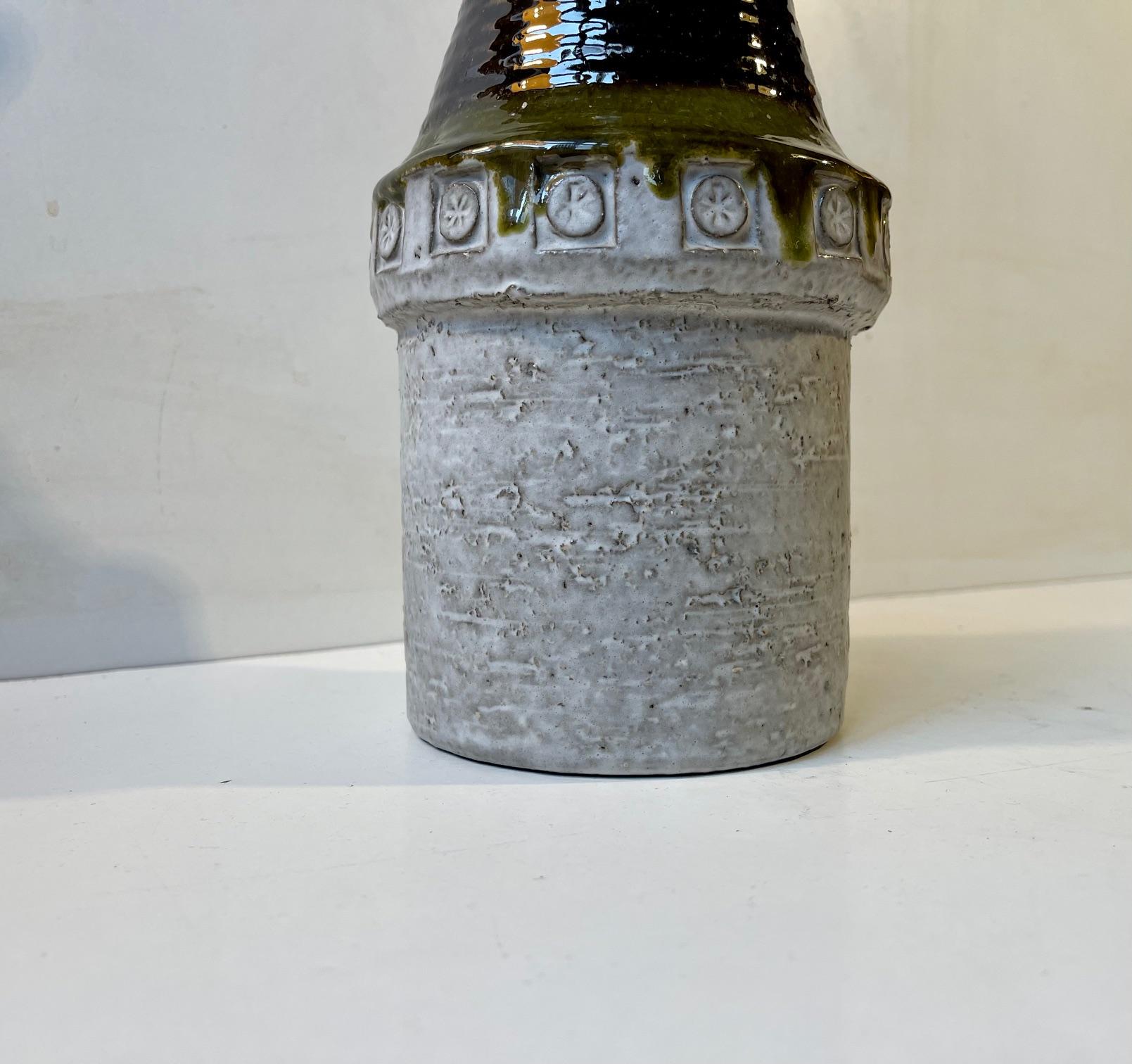 Glazed  Italian Chamotte Stoneware Vase attributed to Aldo Londi for Bitossi In Good Condition For Sale In Esbjerg, DK